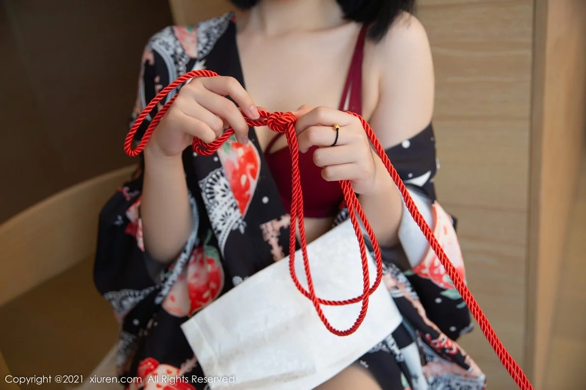 [[XiuRen秀人网]秀人网]No.4313_模特一颗甜蛋黄a私房魅力日式和服情趣人体盛宴撩人诱惑写真81P