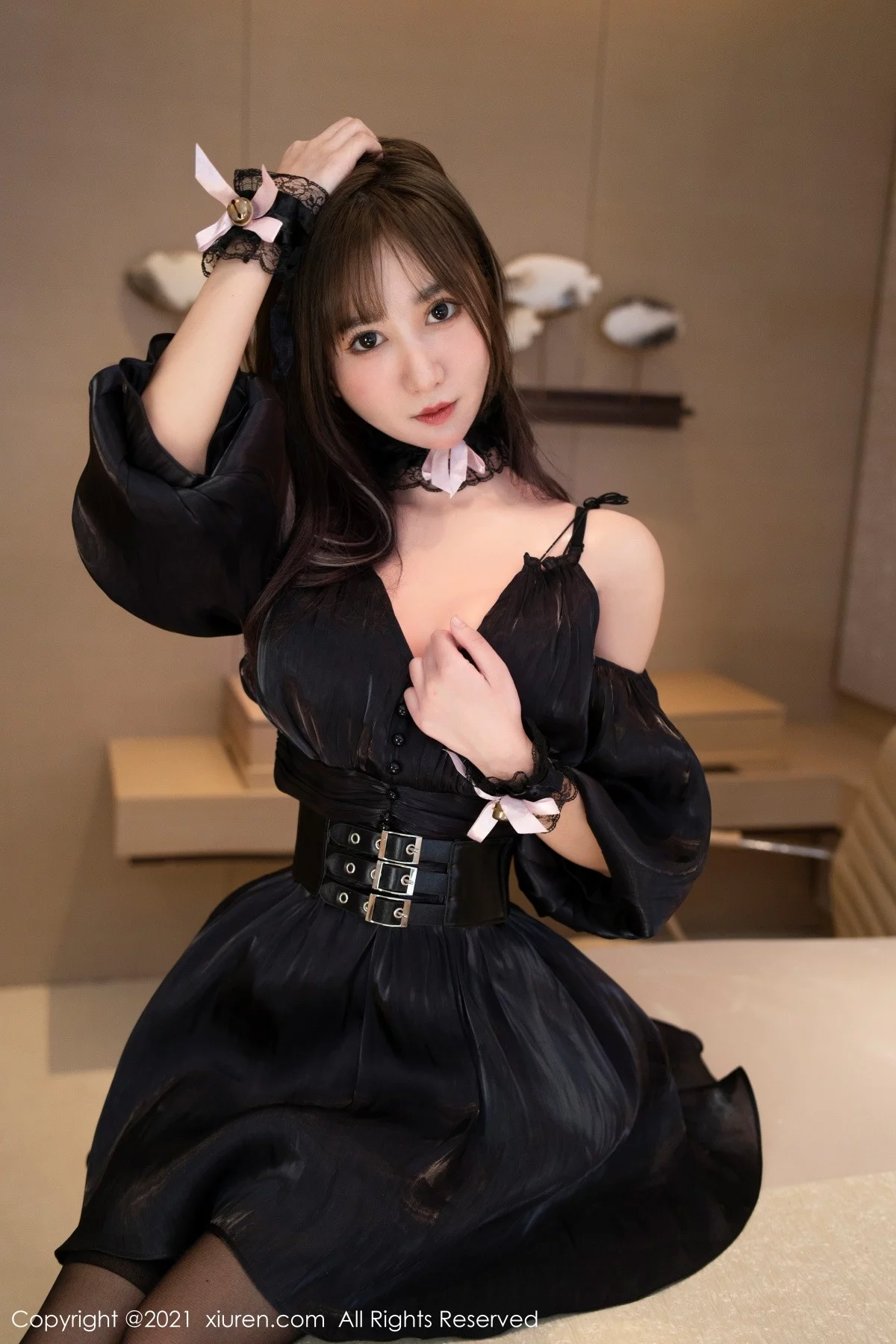 [[XiuRen秀人网]秀人网]No.4245_模特小果冻儿性感内衣配蕾丝吊袜半脱露豪乳遮点惹火诱惑写真68P