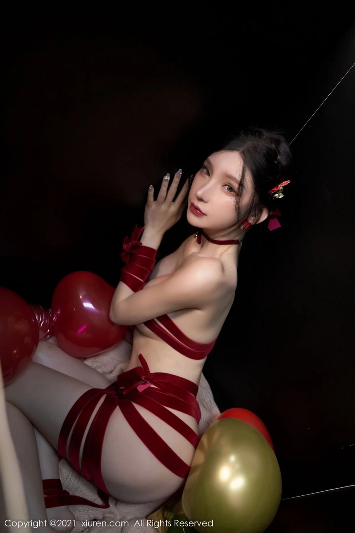 [[XiuRen秀人网]秀人网]No.4385_女神周于希Sally圣诞主题性感红色丝带裹身秀火辣身材诱惑写真90P