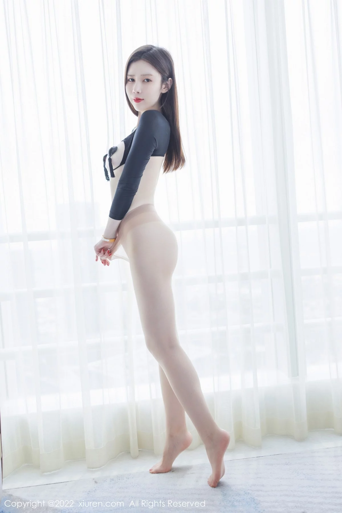 [[XiuRen秀人网]秀人网]No.4501_模特吴雪瑶黑色情趣内衣系列配无内肉丝秀豪乳翘臀诱惑写真32P