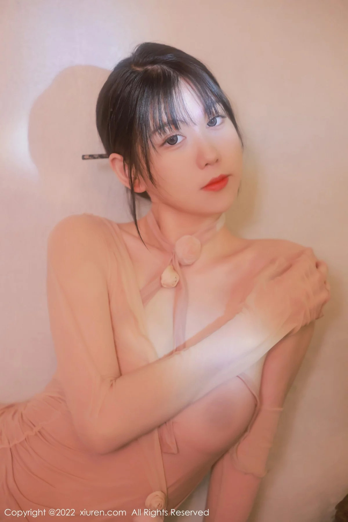 [[XiuRen秀人网]秀人网]No.4503_模特李雅柔182CM温泉主题粉色薄透服饰配无内肉丝湿身诱惑写真48P