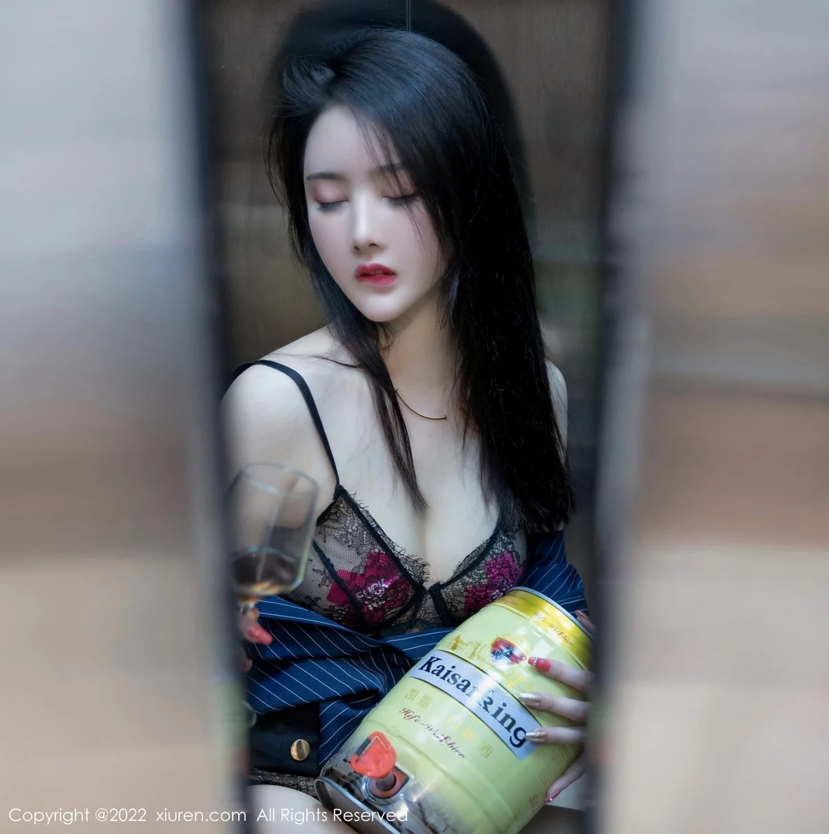 [[XiuRen秀人网]秀人网]No.4513_模特Summer宝宝电梯间主题脱衬衫露蕾丝内衣蕾丝袜魅惑写真66P