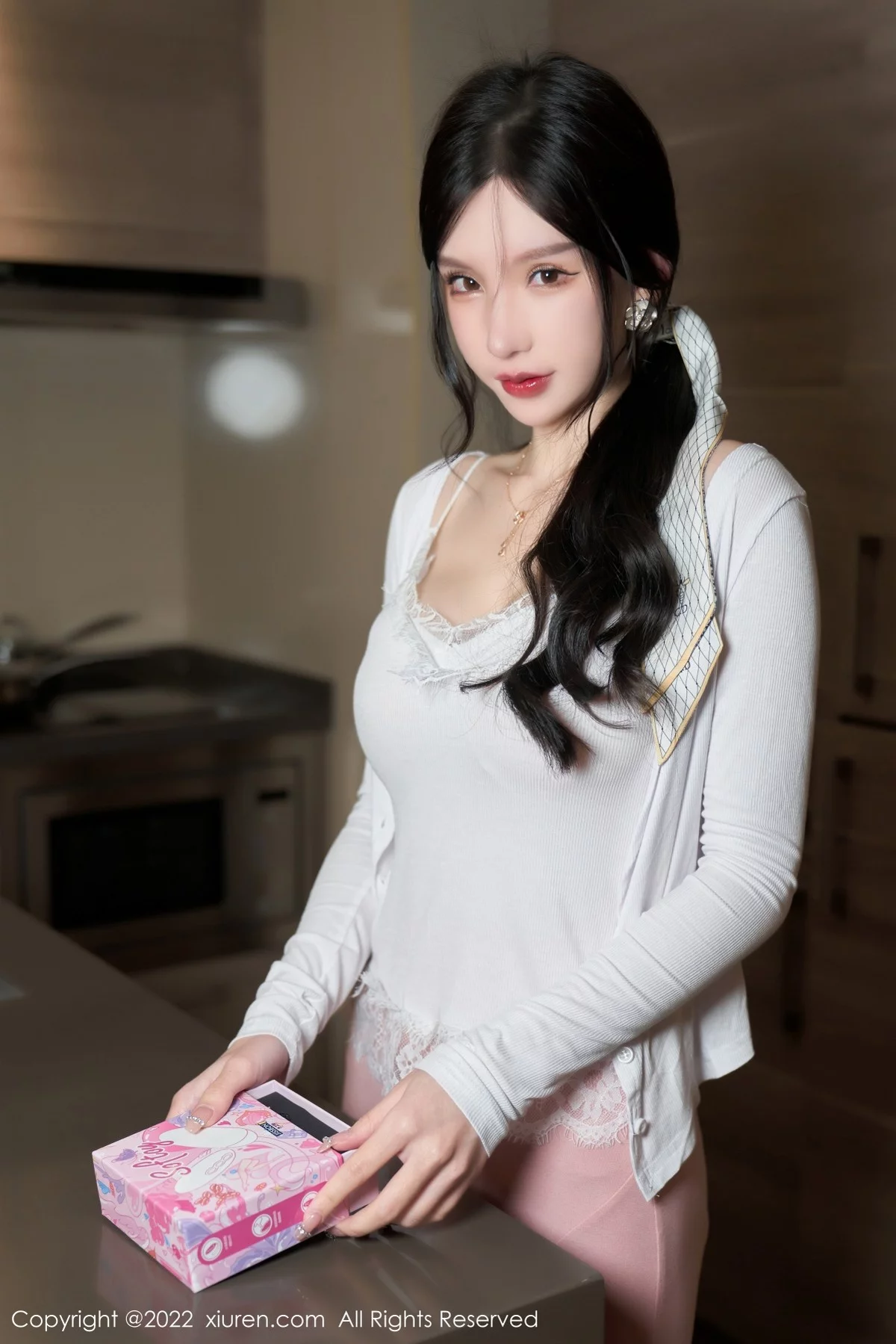 [[XiuRen秀人网]秀人网]No.4517_女神周于希Sally情节拍摄白色收身上衣配粉色裙子完美诱惑写真98P