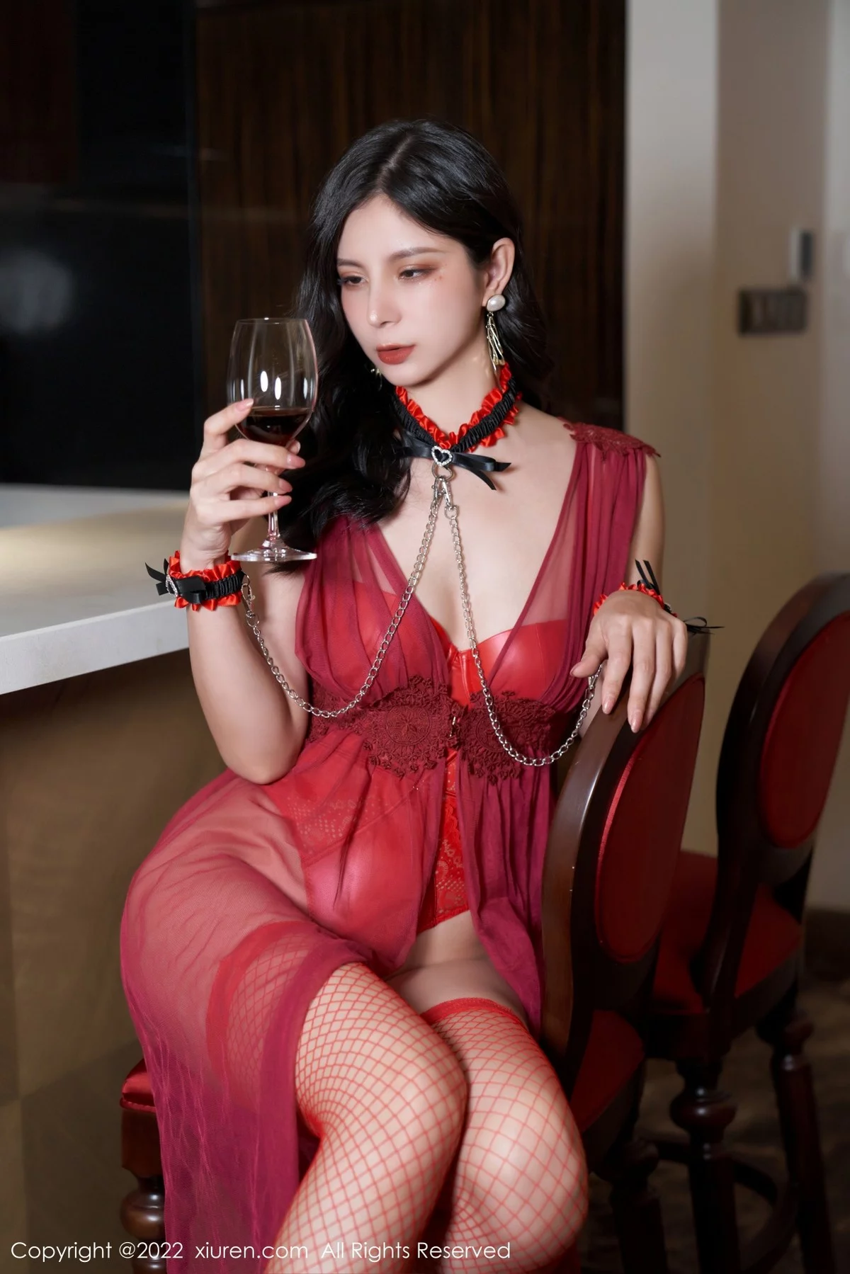 [[XiuRen秀人网]秀人网]No.4537_模特小蛮妖Yummy红色透明情趣薄纱配蕾丝网袜妖艳诱惑写真61P