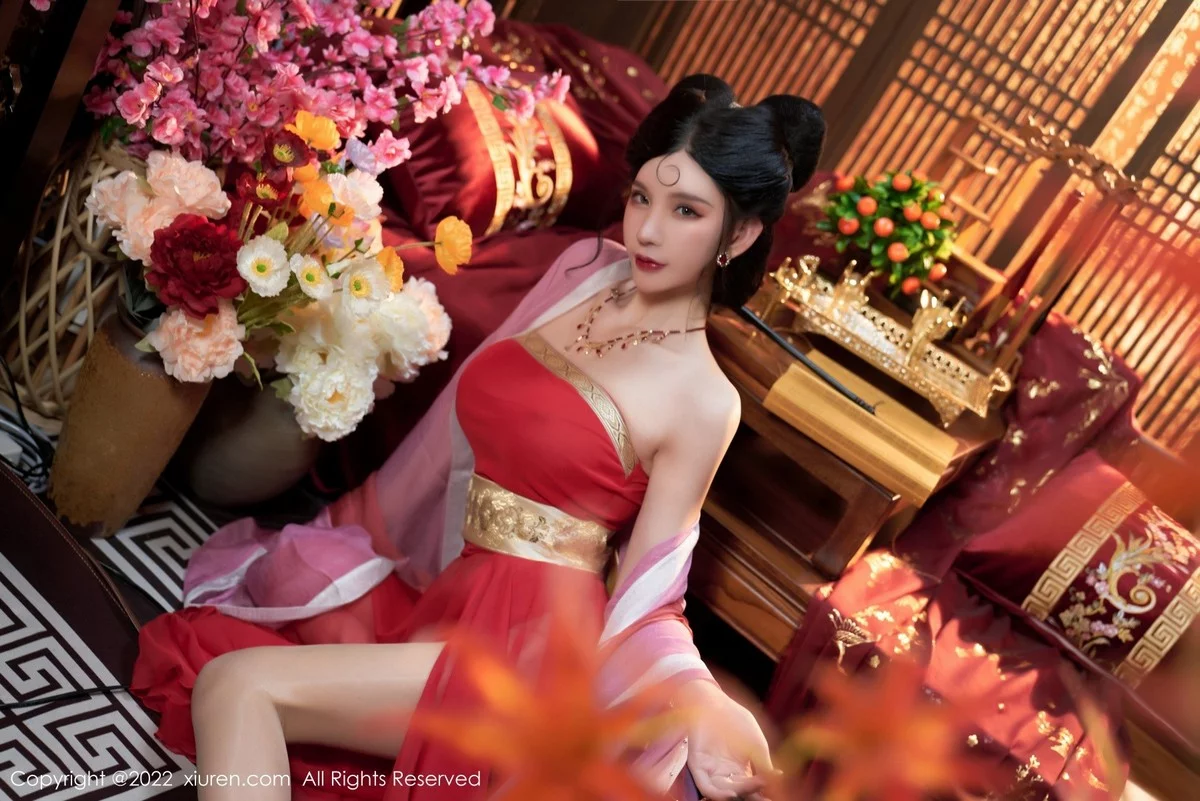 [[XiuRen秀人网]秀人网]No.4575_女神周于希Sally三亚旅拍妲己角色扮演古装服饰性感迷人写真74P