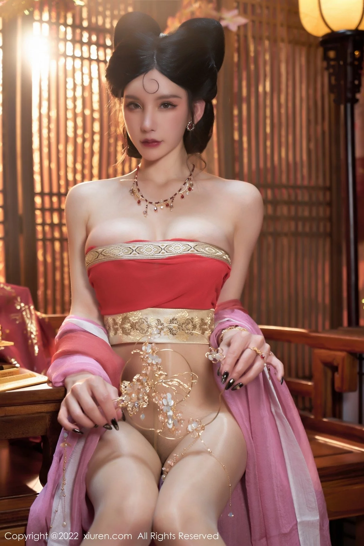 [[XiuRen秀人网]秀人网]No.4575_女神周于希Sally三亚旅拍妲己角色扮演古装服饰性感迷人写真74P