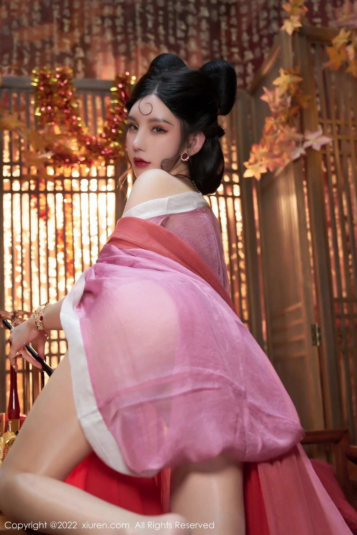 [[XiuRen秀人网]秀人网]No.4575_女神周于希Sally三亚旅拍妲己角色扮演古装服饰性感迷人写真74P
