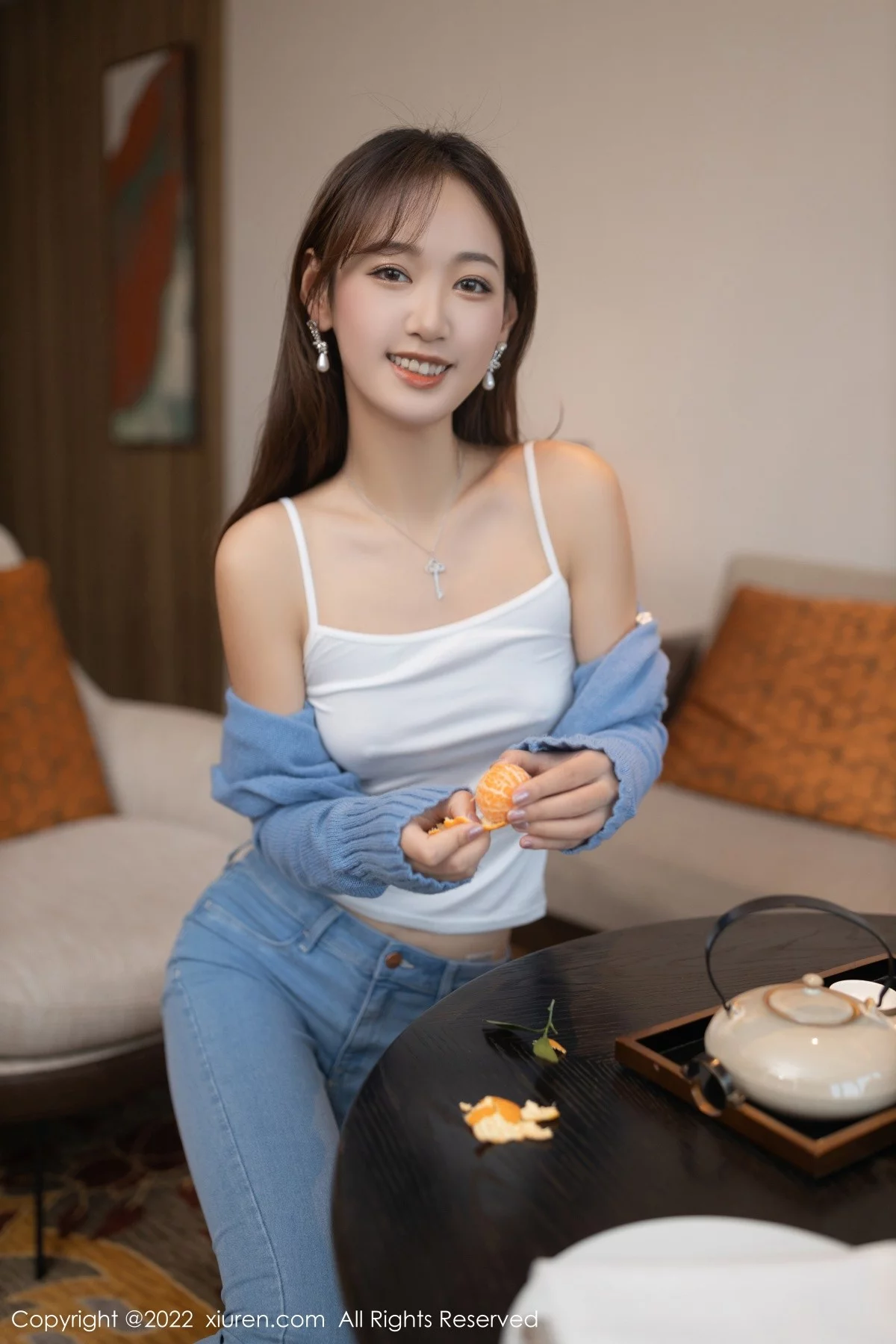 [[XiuRen秀人网]秀人网]No.4582_模特唐安琪小学妹角色扮演轻透白色上衣配牛仔裤性感迷人写真73P