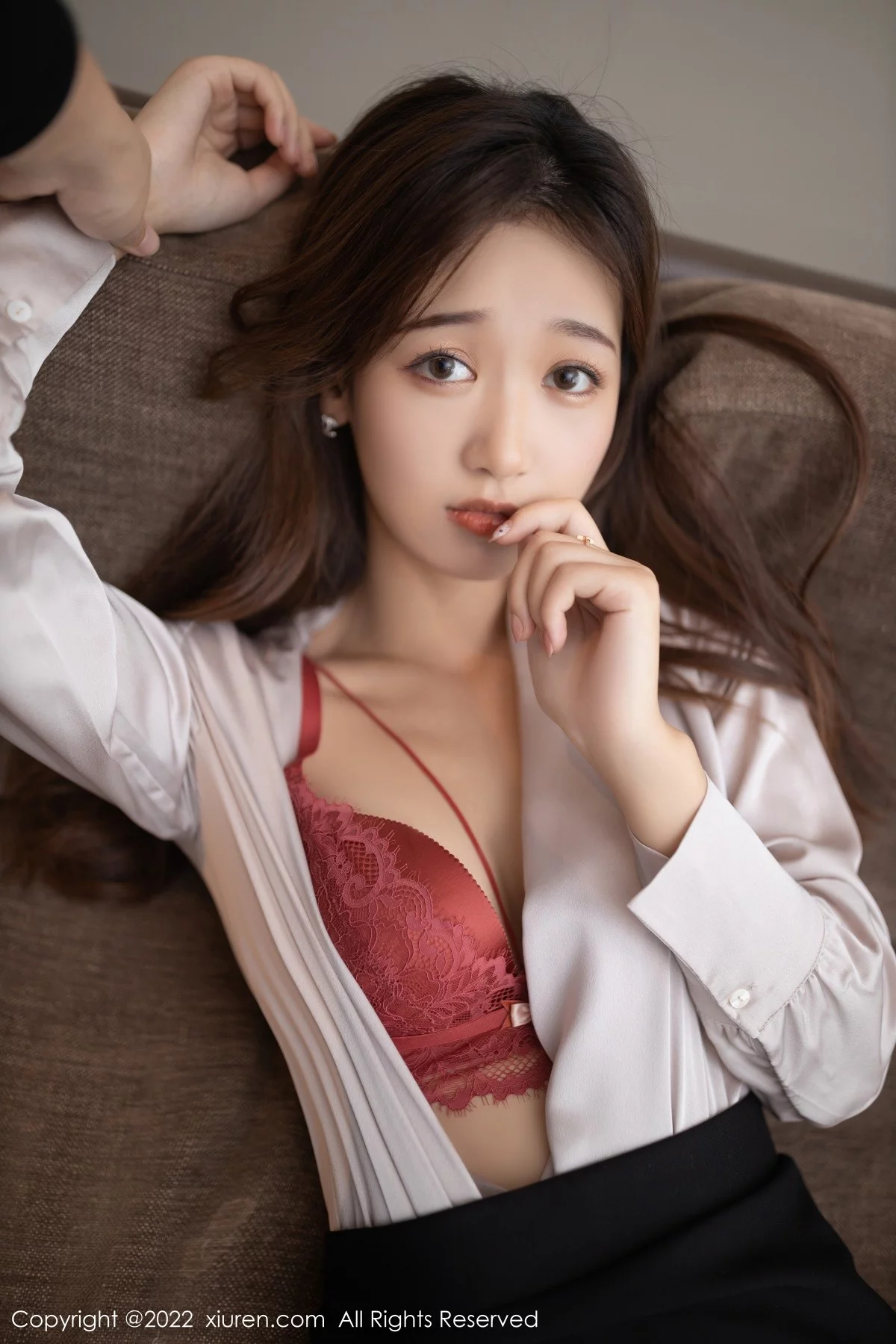 [[XiuRen秀人网]秀人网]No.4485_模特唐安琪角色扮演主题私房无内黑丝裤袜秀翘臀屁沟诱惑写真87P