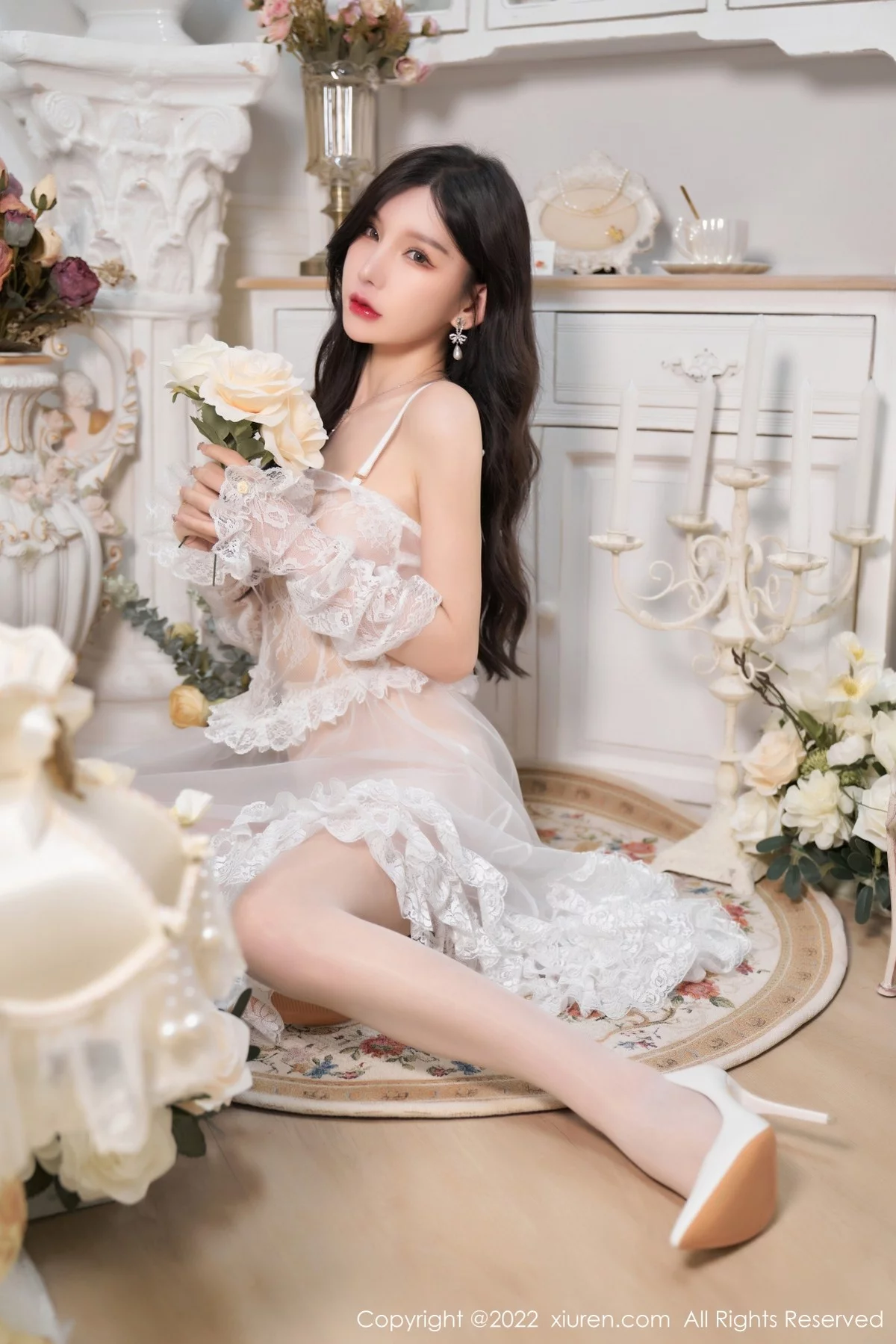 [[XiuRen秀人网]秀人网]No.4499_女神周于希Sally私房白色轻透蕾丝长裙透视秀火辣身材诱惑写真79P