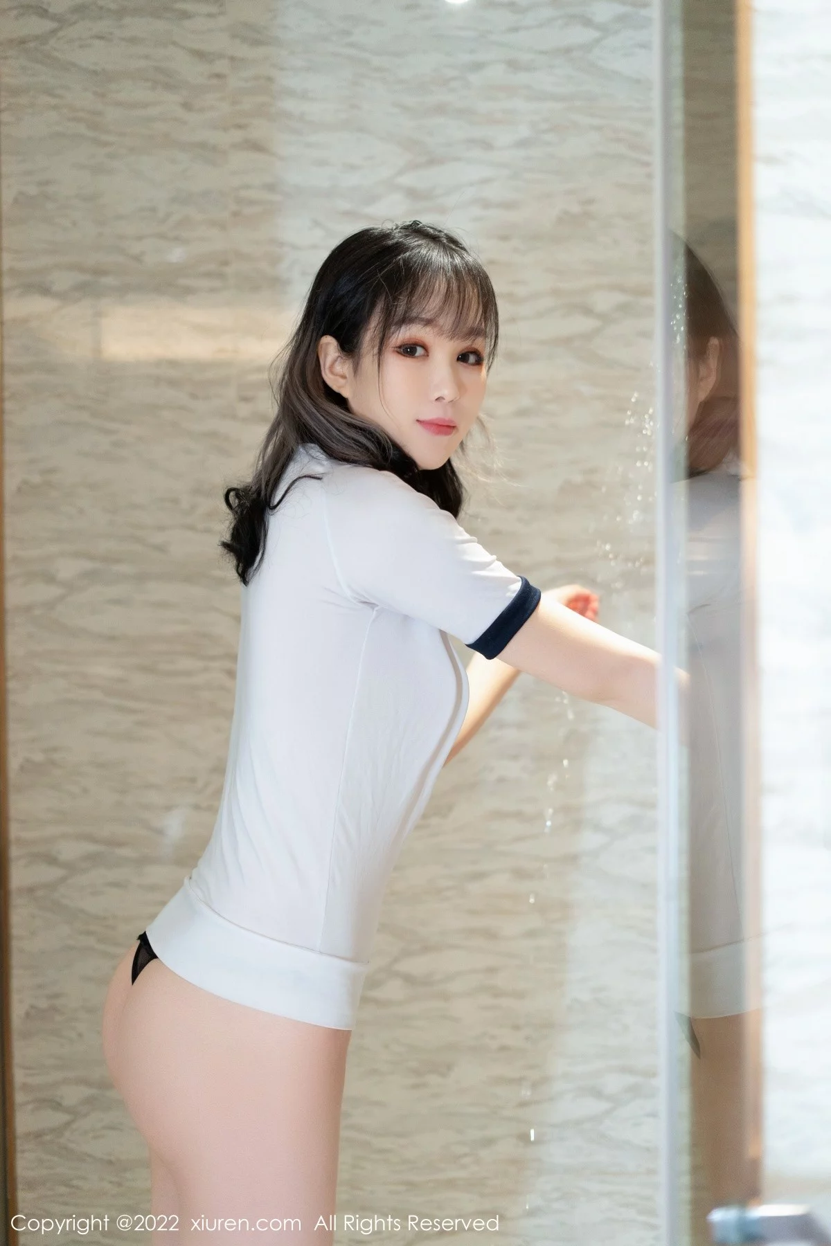 [[XiuRen秀人网]秀人网]No.4684_新人模特杨倩倩性感白色收身衣配蕾丝内裤秀完美身材诱惑写真44P