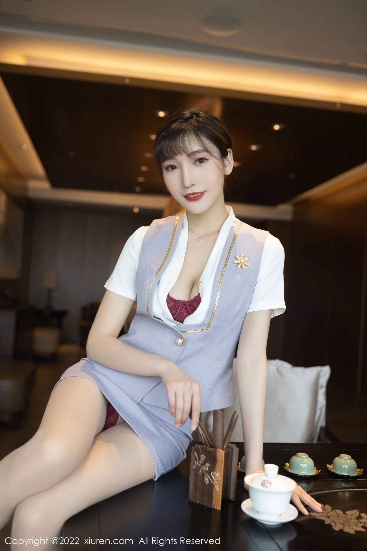 [[XiuRen秀人网]秀人网]No.4694_模特陆萱萱珠三角旅拍茶艺师角色扮演红色内衣配肉丝诱惑写真78P