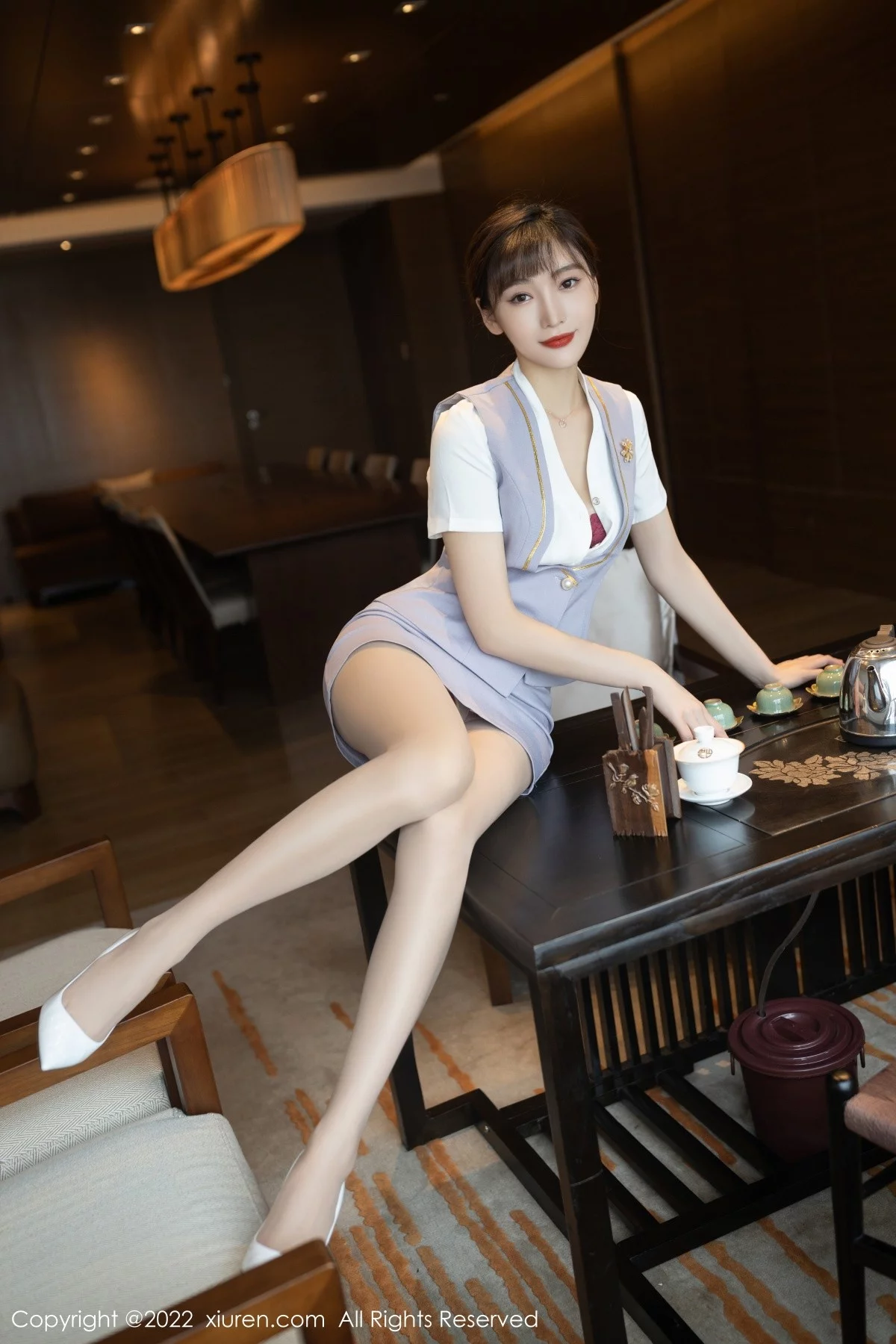 [[XiuRen秀人网]秀人网]No.4694_模特陆萱萱珠三角旅拍茶艺师角色扮演红色内衣配肉丝诱惑写真78P