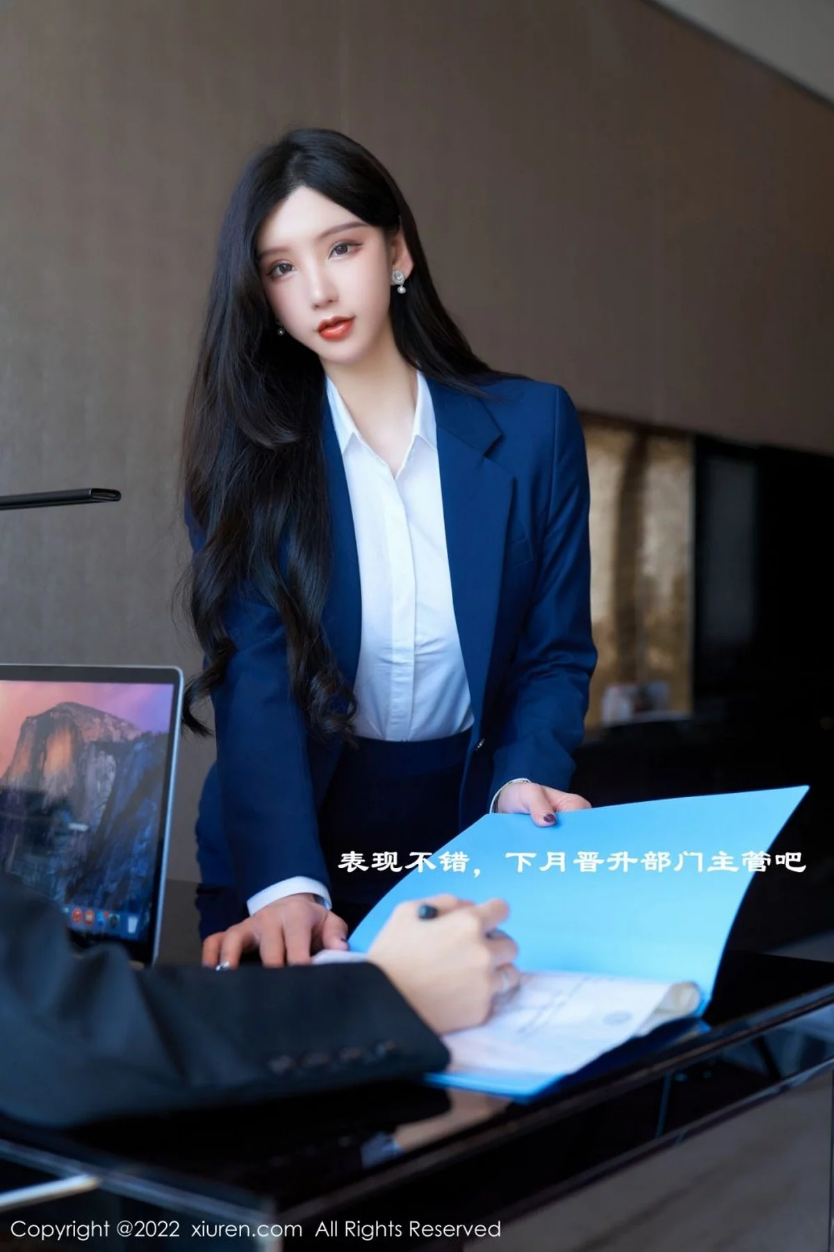 [[XiuRen秀人网]秀人网]No.4708_女神周于希Sally职场风云黑色蕾丝情趣内衣秀惹火身材诱惑写真82P