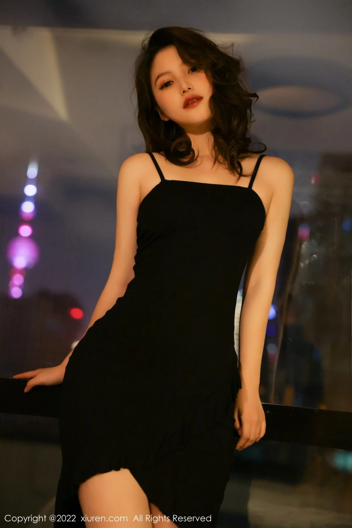 [[XiuRen秀人网]秀人网]No.4618_模特你的兔妹妹性感黑色连衣裙秀完美身材浑圆翘臀诱惑写真60P