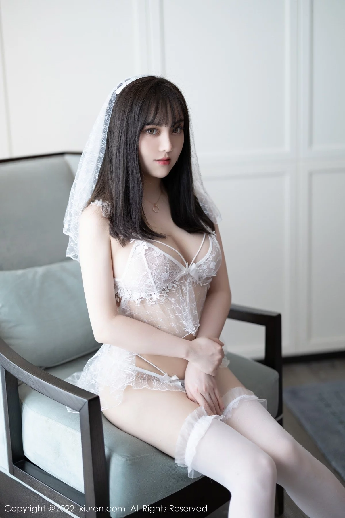 [[XiuRen秀人网]秀人网]No.4919_模特豆瓣酱厦门旅拍白色薄纱蕾丝内衣秀丰满身材惹火诱惑写真73P