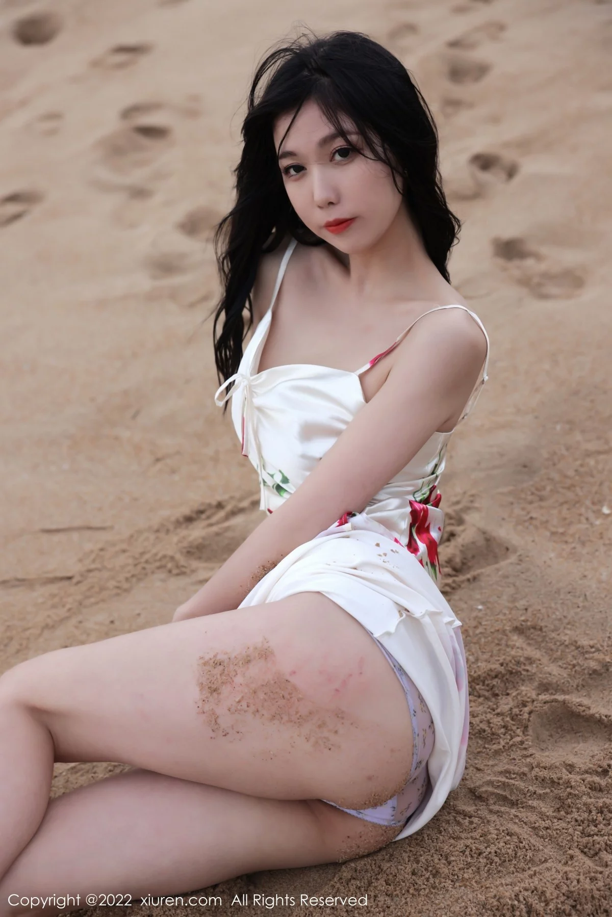 [[XiuRen秀人网]秀人网]No.4915_模特李雅柔三亚旅拍海边高开复古裙+黑色连体泳衣迷人诱惑写真74P
