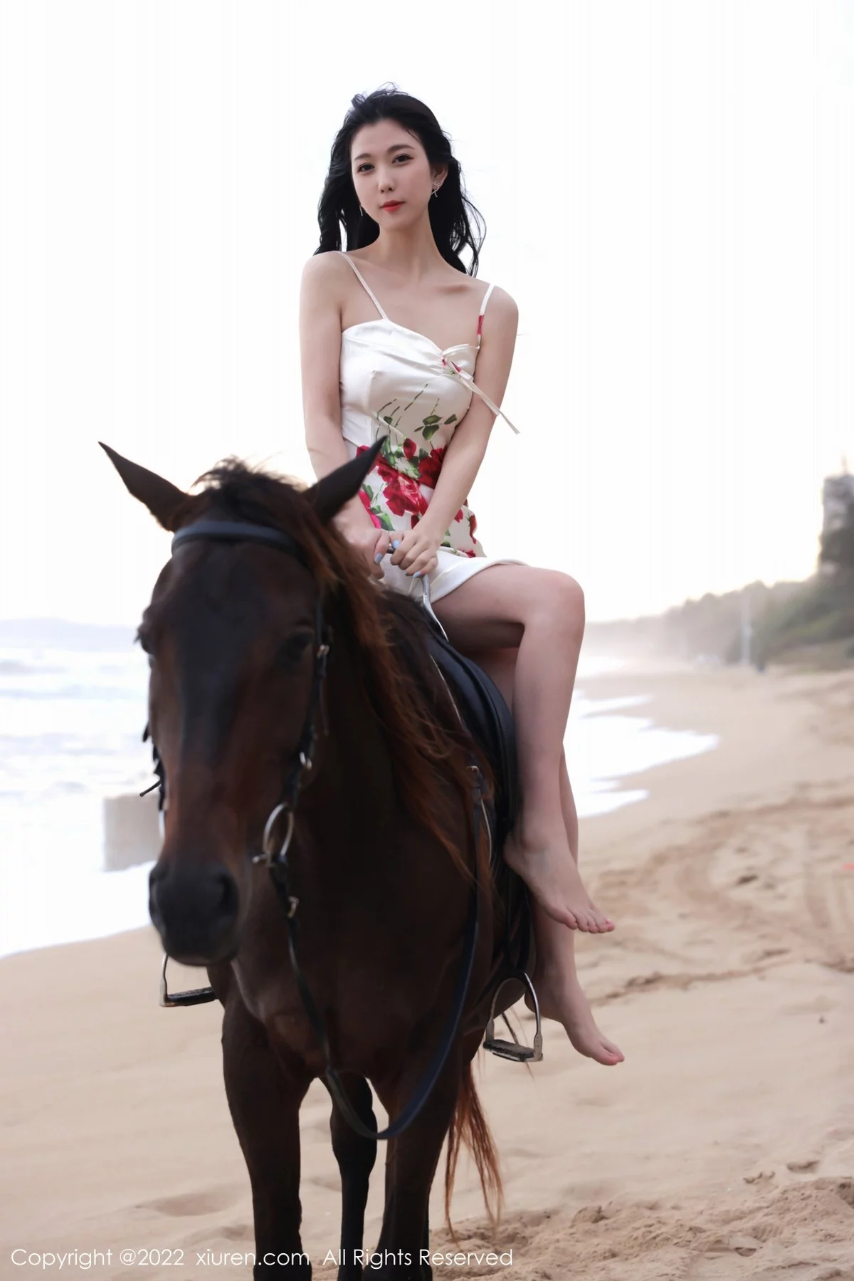 [[XiuRen秀人网]秀人网]No.4915_模特李雅柔三亚旅拍海边高开复古裙+黑色连体泳衣迷人诱惑写真74P