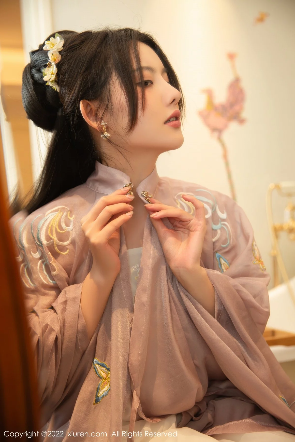 [[XiuRen秀人网]秀人网]No.4945_模特就是阿朱啊性感古装服饰拍摄私房情趣捆绑秀美腿诱惑写真68P