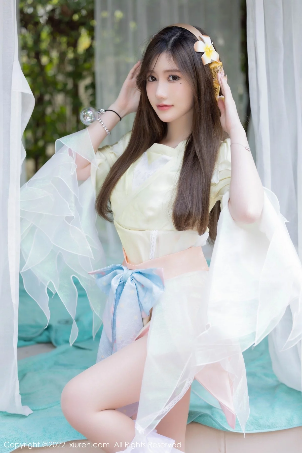 [[XiuRen秀人网]秀人网]No.4948_女神绮里嘉ula珠三角旅拍模特合集性感Cos装扮秀完美身材诱惑写真51P