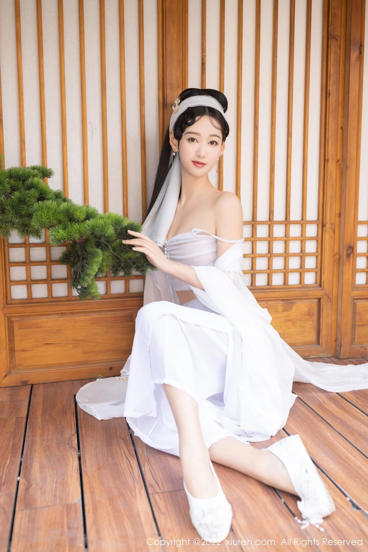 [[XiuRen秀人网]秀人网]No.4952_模特唐安琪＆陆萱萱古装合拍主题性感内衣配无内肉丝诱惑写真92P