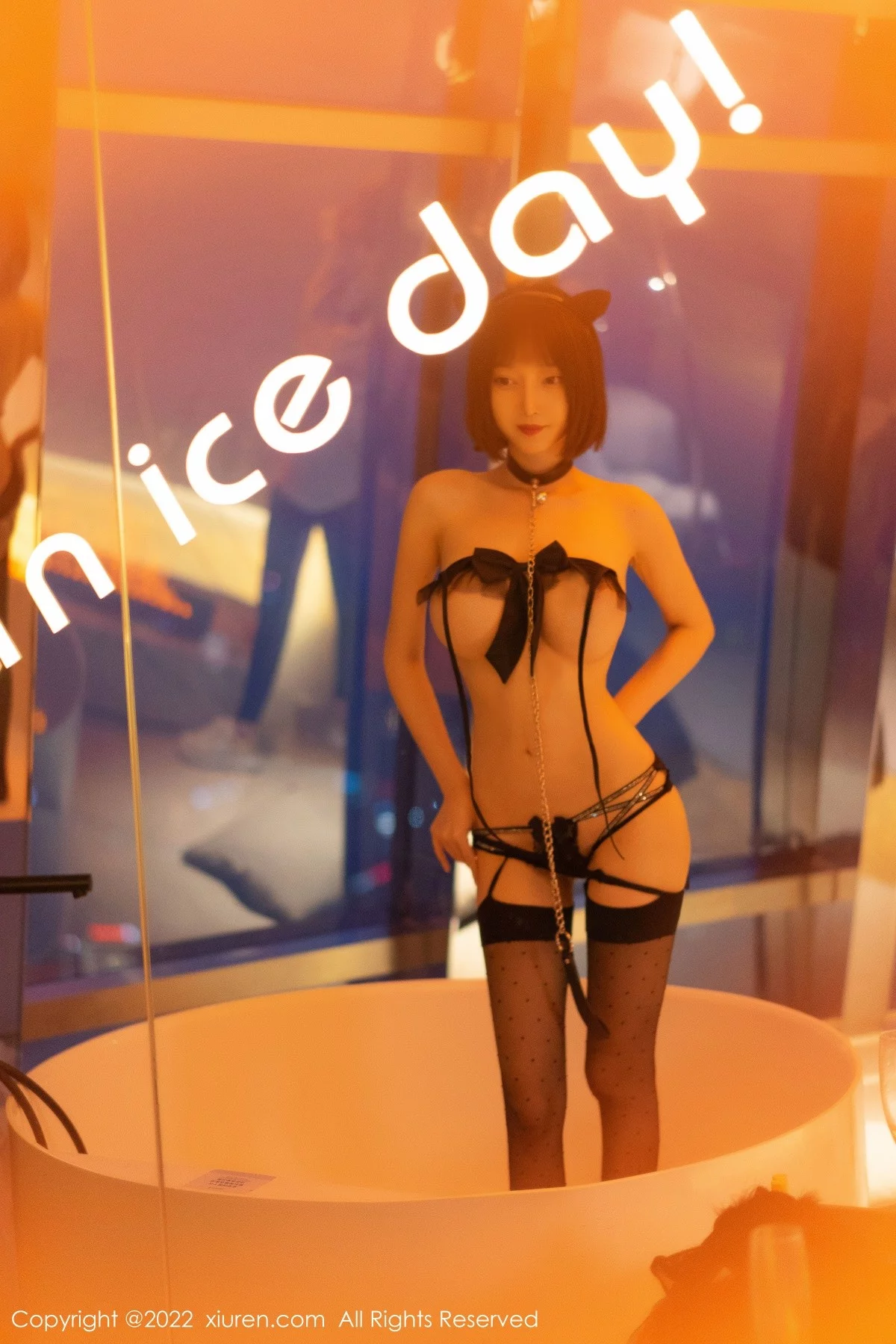 [[XiuRen秀人网]秀人网]No.4956_模特玥儿玥er大理旅拍黑色轻透服饰露性感黑色内衣诱惑写真58P
