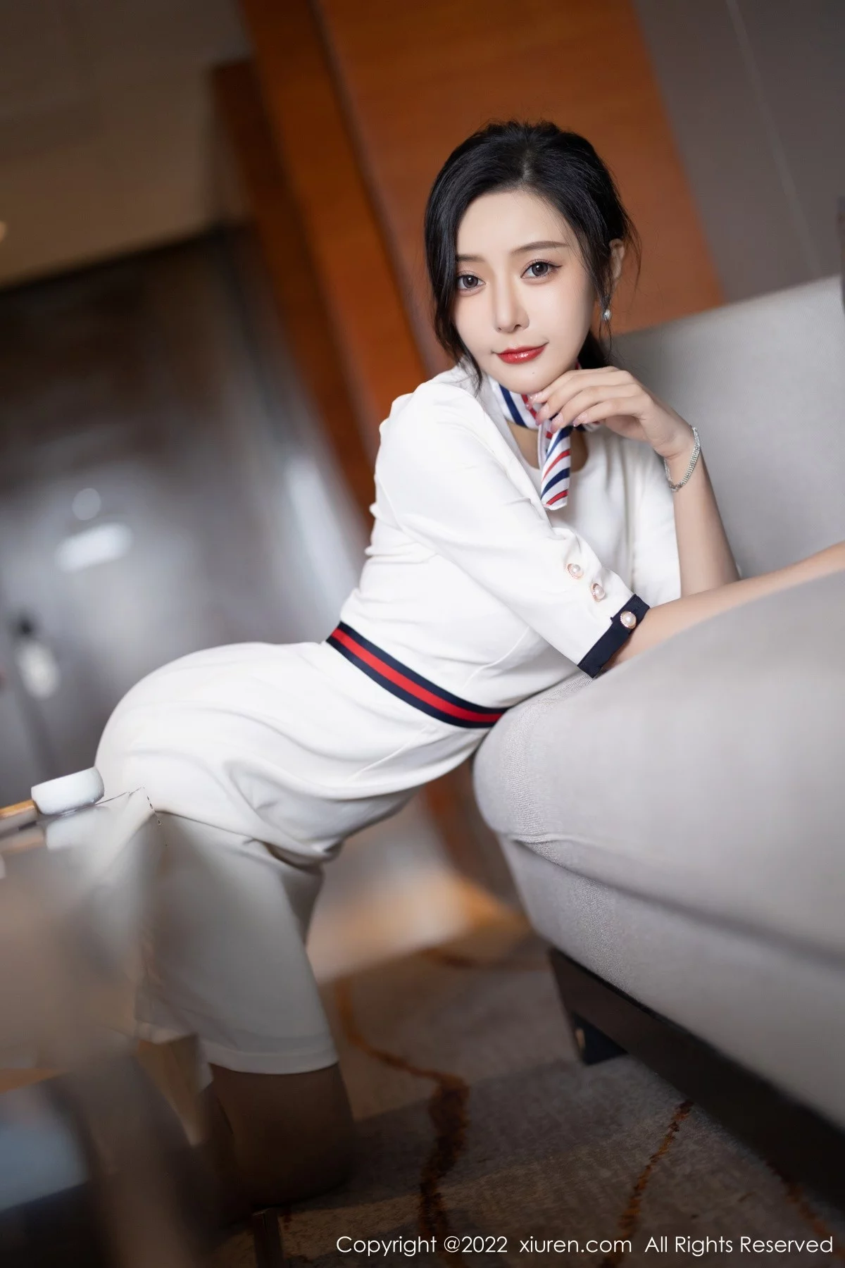 [[XiuRen秀人网]秀人网]No.4963_女神王馨瑶yanni白色连衣短裙露红色内衣配原色丝袜诱惑写真71P