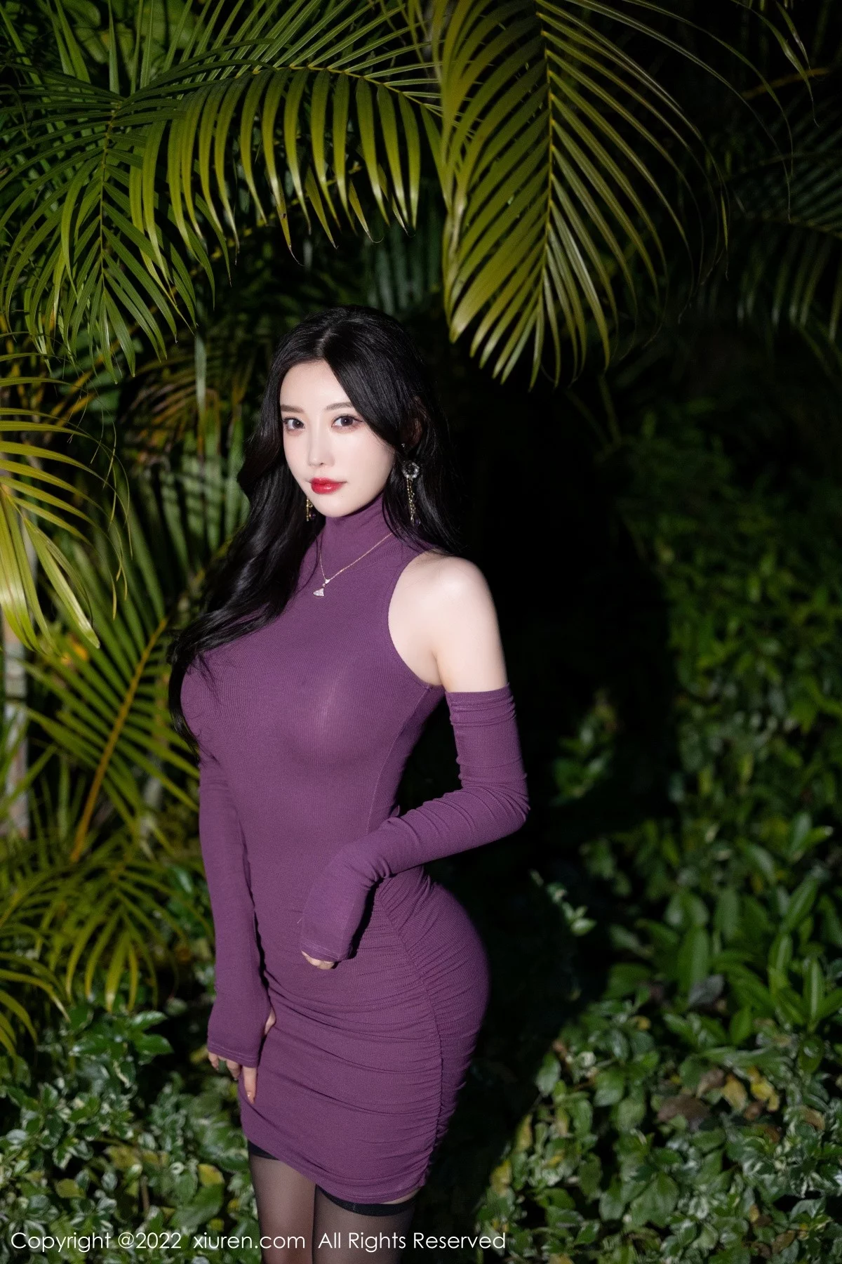 [[XiuRen秀人网]秀人网]No.4989_女神杨晨晨Yome私房浴室紫色连衣短裙真空秀完美身材诱惑写真87P