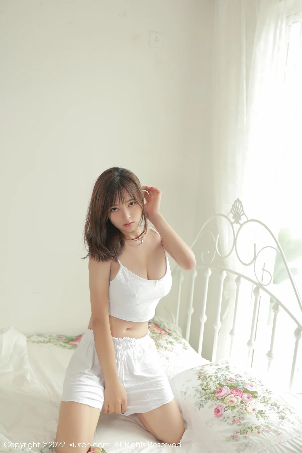 [[XiuRen秀人网]秀人网]No.4987_模特奈沐子室内场景私房性感白色服饰秀丰满身材撩人诱惑写真69P
