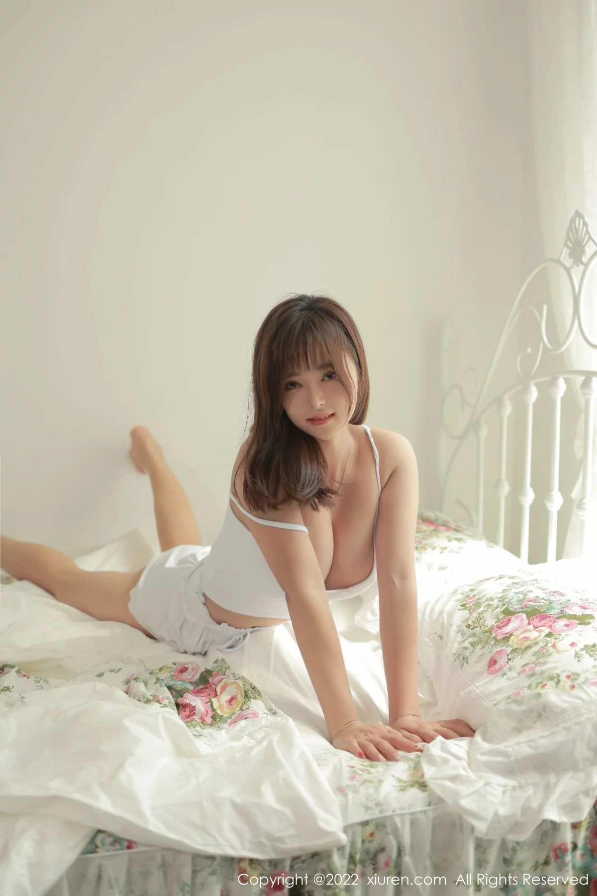 [[XiuRen秀人网]秀人网]No.4987_模特奈沐子室内场景私房性感白色服饰秀丰满身材撩人诱惑写真69P