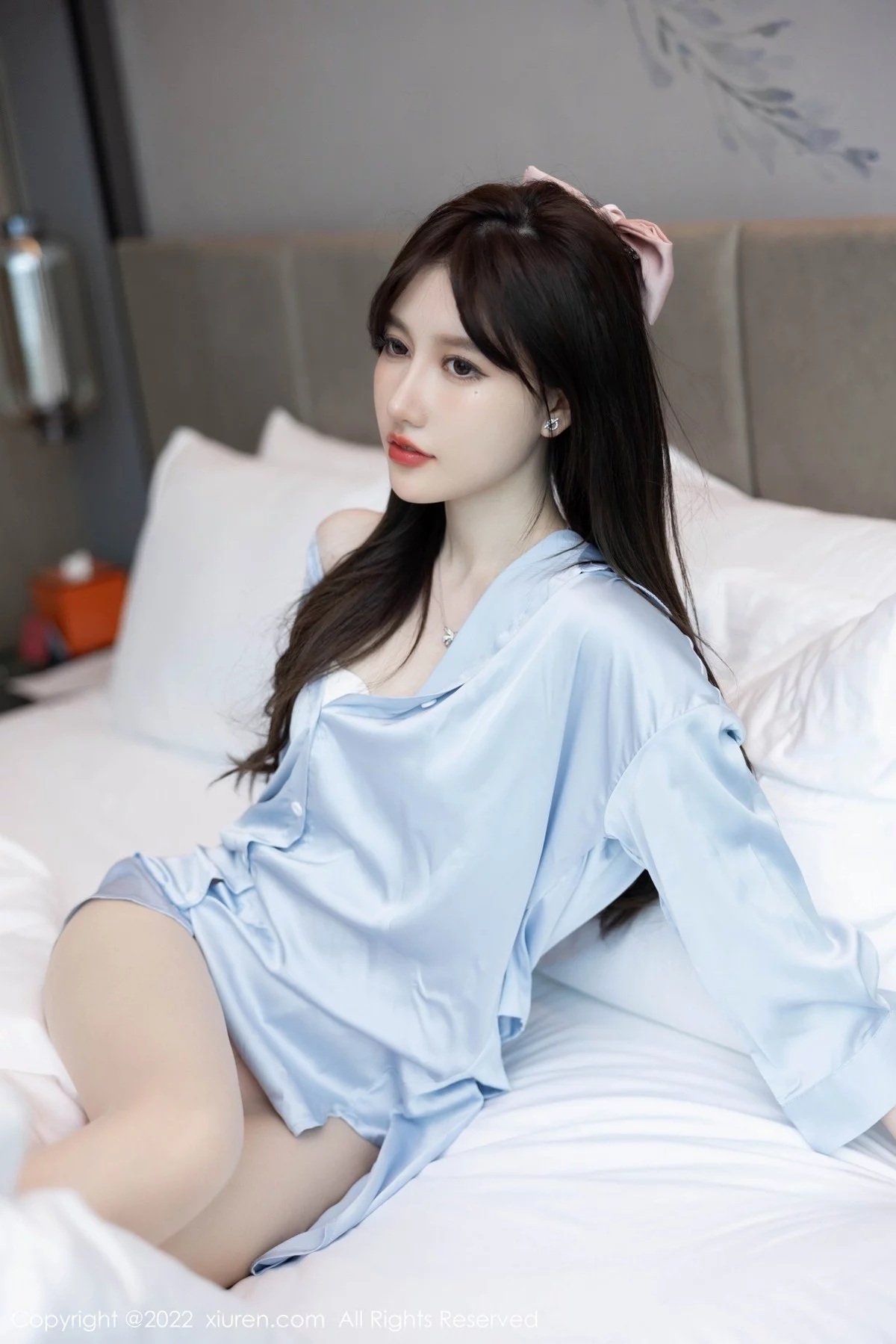 [[XiuRen秀人网]秀人网]No.5066_模特美桃酱海南心愿旅拍半脱露性感白色内衣配原色丝袜诱惑写真76P