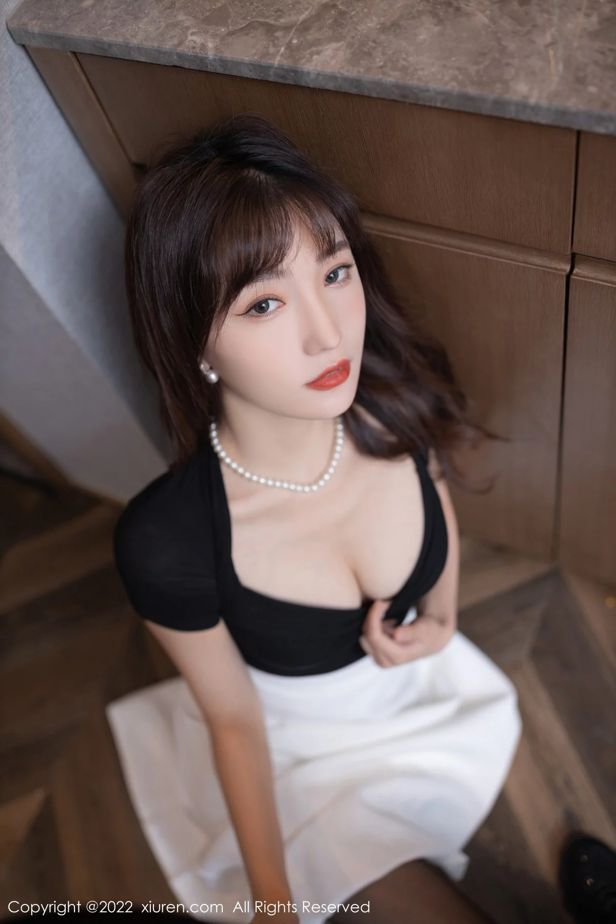 [[XiuRen秀人网]秀人网]No.5095_模特陆萱萱珠三角旅拍私房半脱露蕾丝内衣配超薄黑丝诱惑写真84P