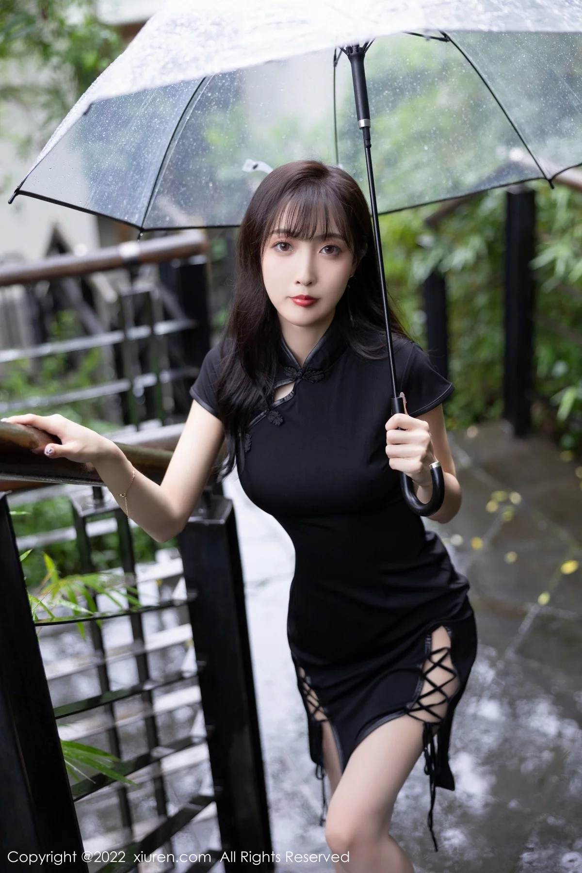 [[XiuRen秀人网]秀人网]No.5119_模特林星阑性感黑色短款旗袍配超薄肉丝半脱秀苗条身材诱惑写真71P