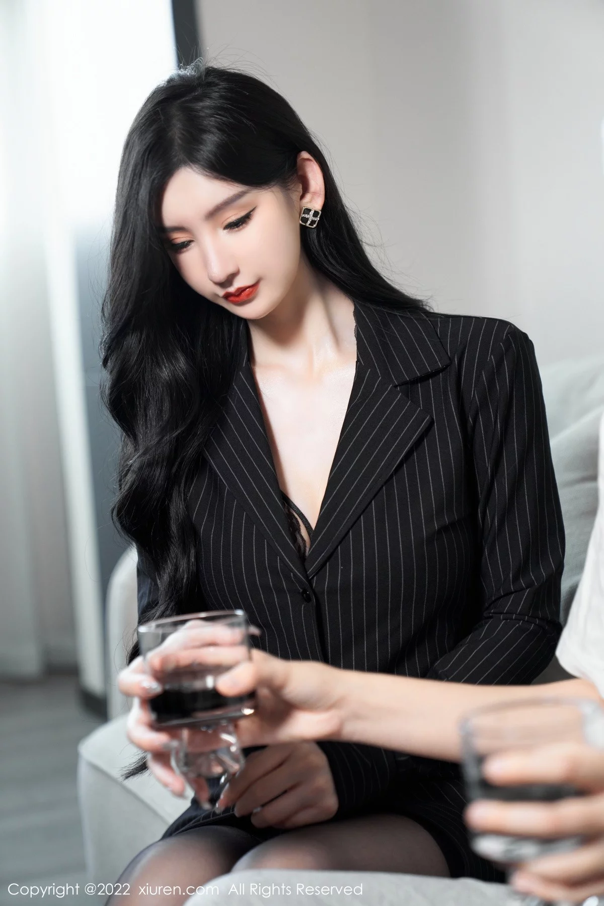 [[XiuRen秀人网]秀人网]No.5133_女神周于希Sally心愿旅拍私房黑色情趣薄纱秀豪乳撩人诱惑写真83P