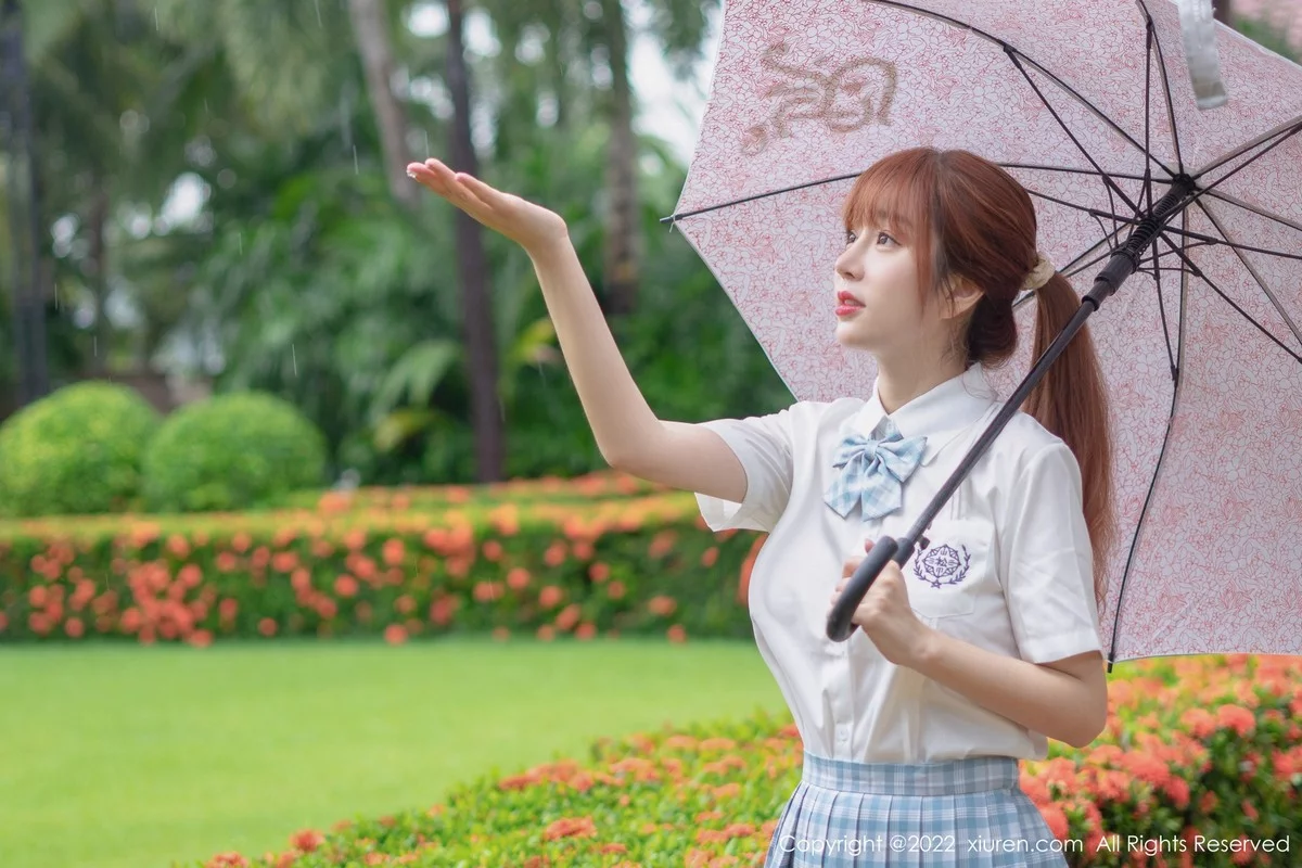 [[XiuRen秀人网]秀人网]No.5137_女神王雨纯性感白T配蓝灰色格子裙原色丝袜秀曼妙身材诱惑写真46P