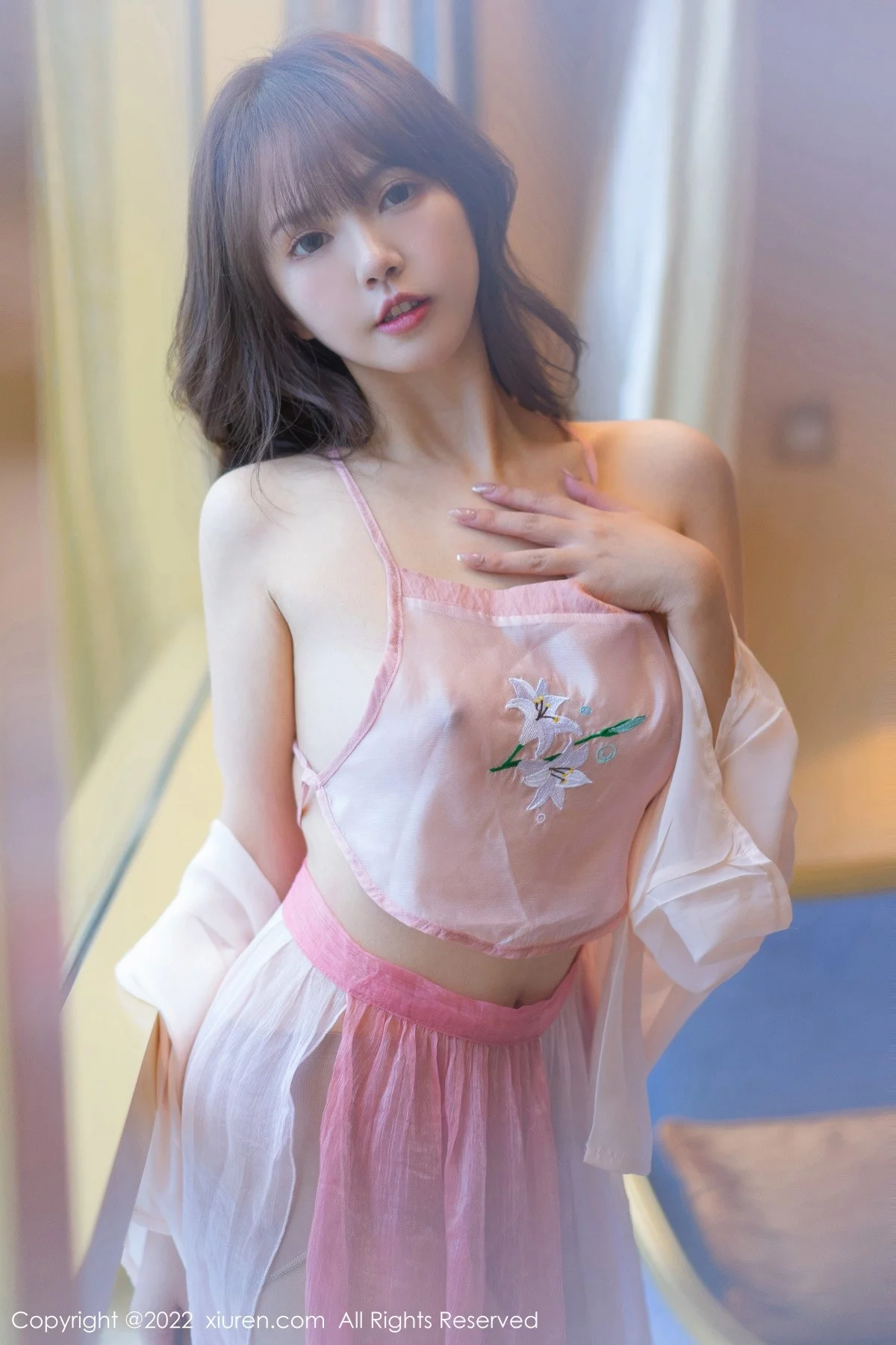 [[XiuRen秀人网]秀人网]No.5148_模特张思允Nice私房浅色轻透古装服饰半脱秀完美身材诱惑写真47P