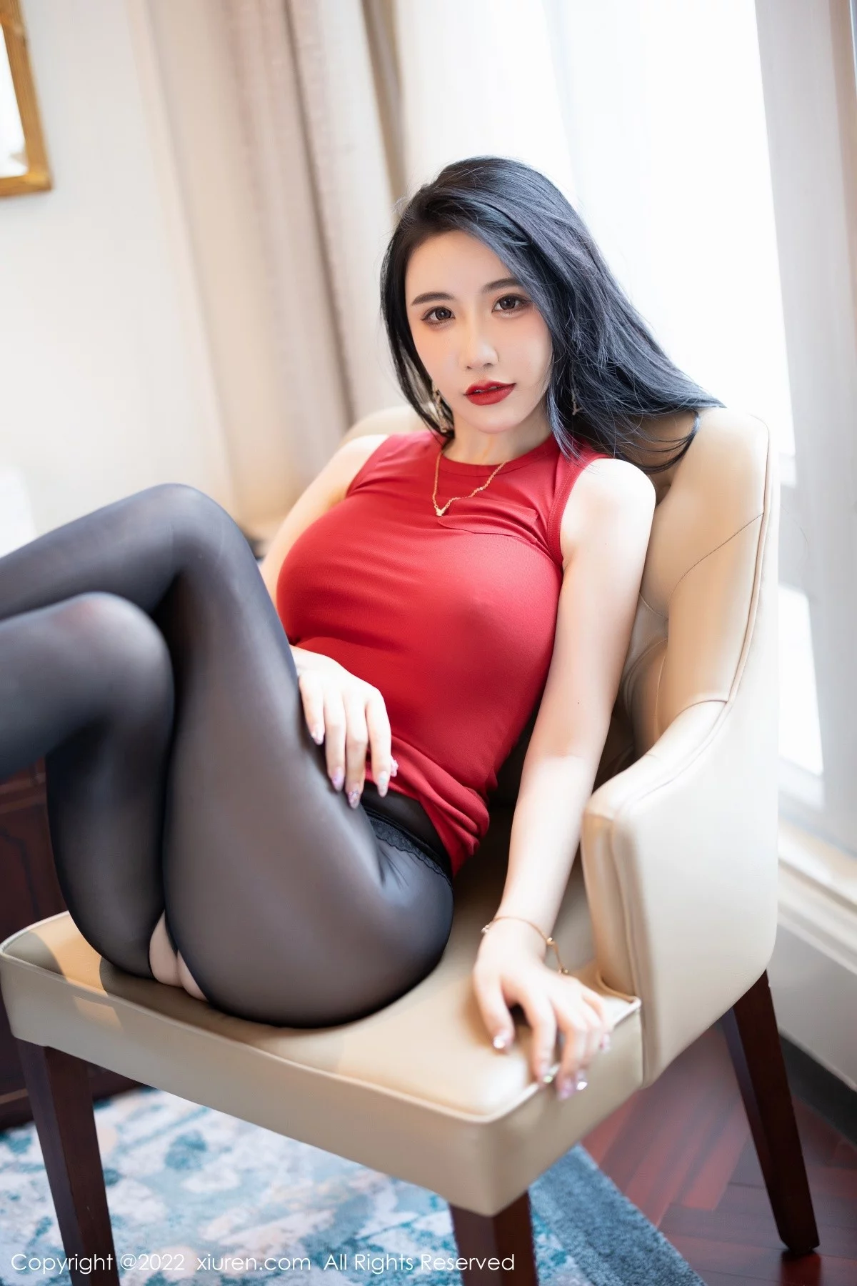 [[XiuRen秀人网]秀人网]No.5151_女神Cherry绯月樱厦门旅拍红色收身衣配开档黑丝撩人诱惑写真86P