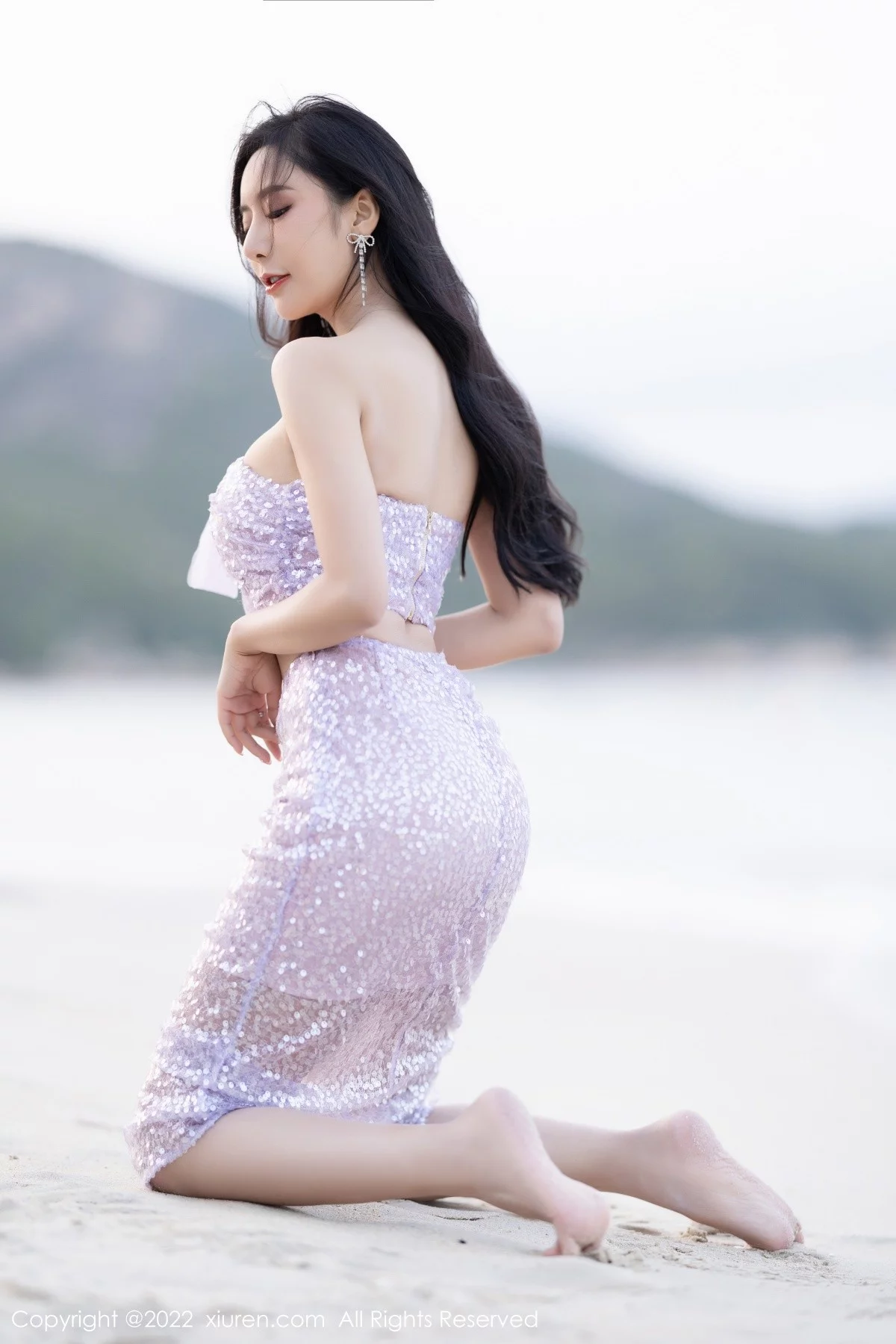 [[XiuRen秀人网]秀人网]No.5161_女神王馨瑶yanni厦门旅拍黑色轻透内衣配黑丝吊袜完美诱惑写真90P