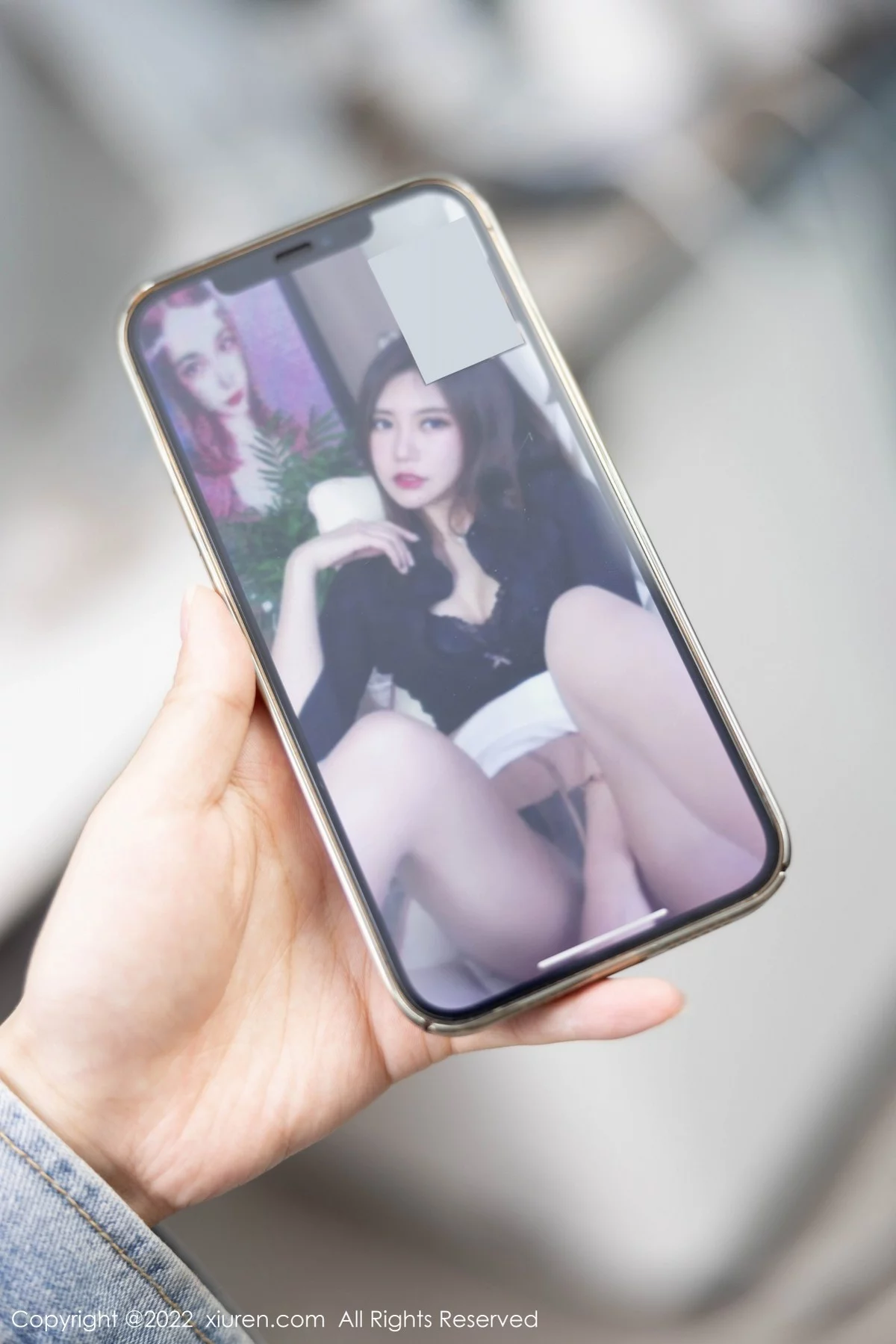 [[XiuRen秀人网]秀人网]No.5160_女神绮里嘉ula海南心愿旅拍半脱露黑色内衣配超薄肉丝诱惑写真81P