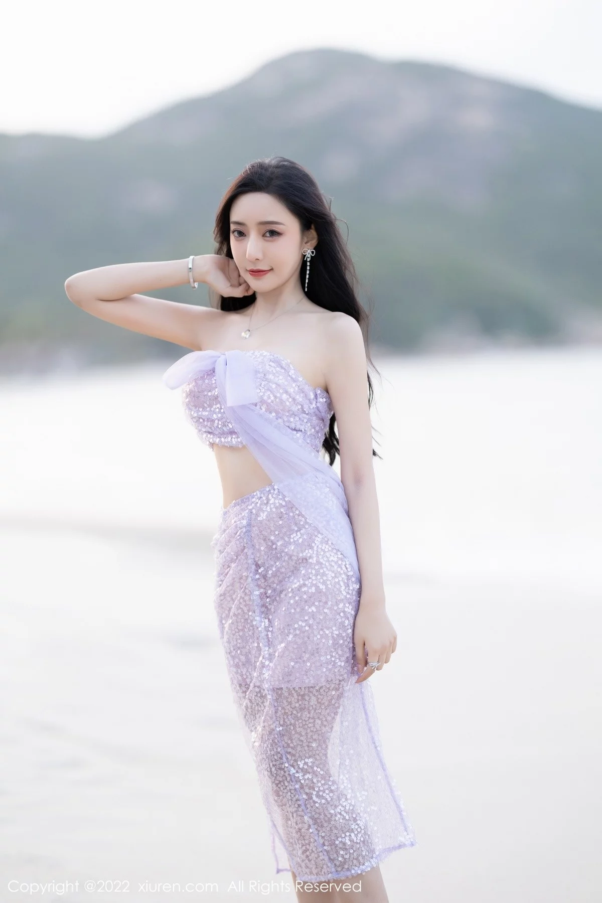 [[XiuRen秀人网]秀人网]No.5161_女神王馨瑶yanni厦门旅拍黑色轻透内衣配黑丝吊袜完美诱惑写真90P