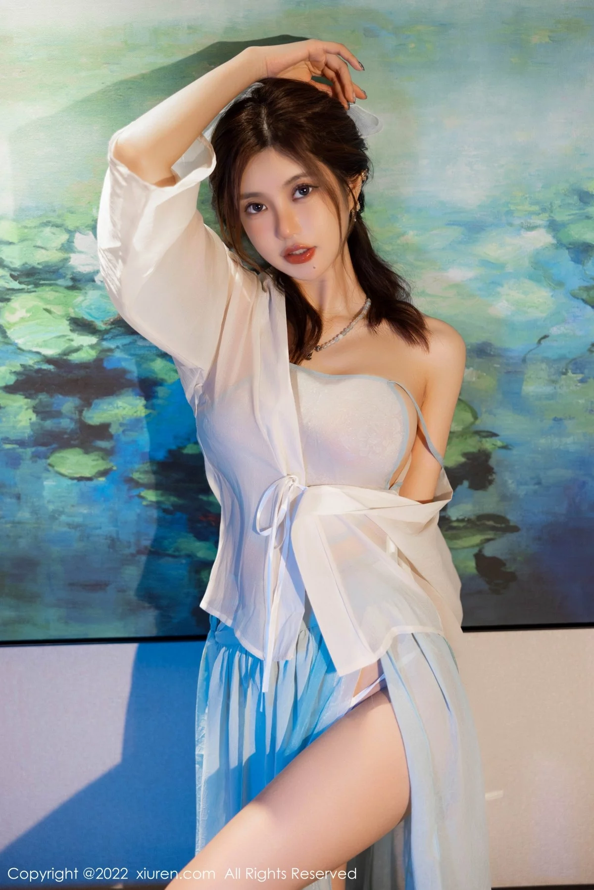 [[XiuRen秀人网]秀人网]No.5219_女神绮里嘉ula海南心愿旅拍白色轻透古装肚兜秀完美身材诱惑写真62P