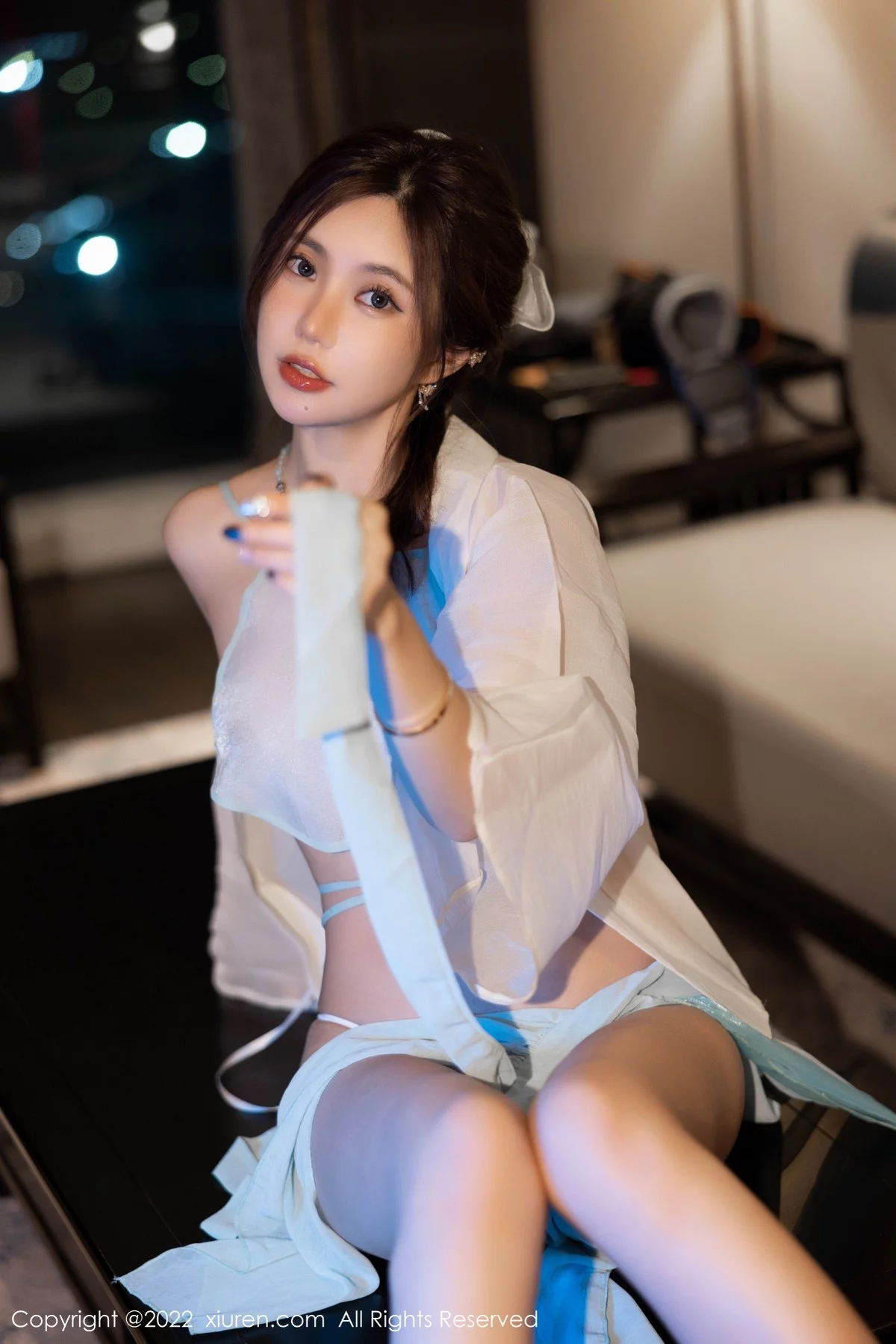 [[XiuRen秀人网]秀人网]No.5219_女神绮里嘉ula海南心愿旅拍白色轻透古装肚兜秀完美身材诱惑写真62P