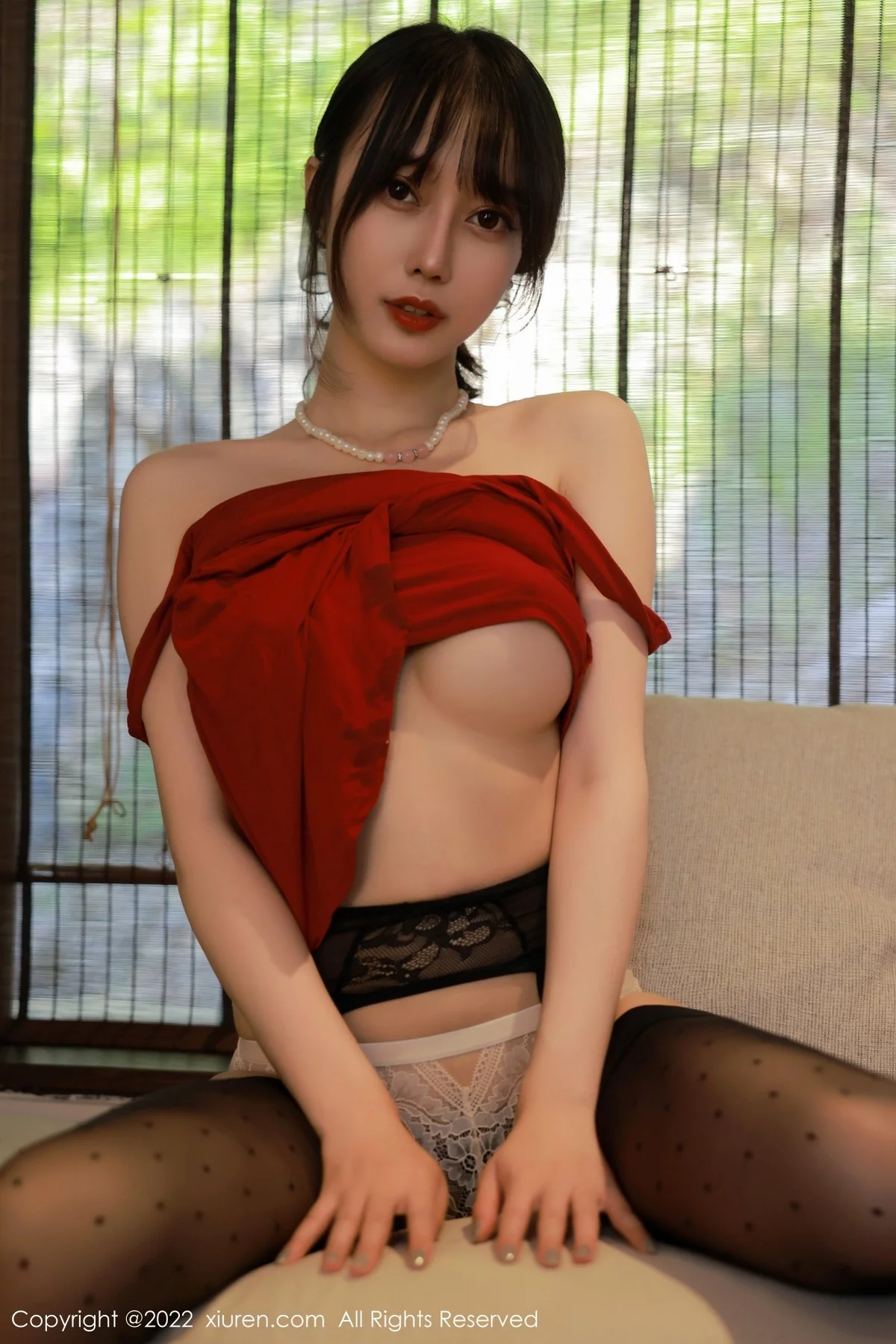 [[XiuRen秀人网]秀人网]No.5231_模特玥儿玥er澳门旅拍性感红色连衣裙配魅惑黑丝撩人诱惑写真52P