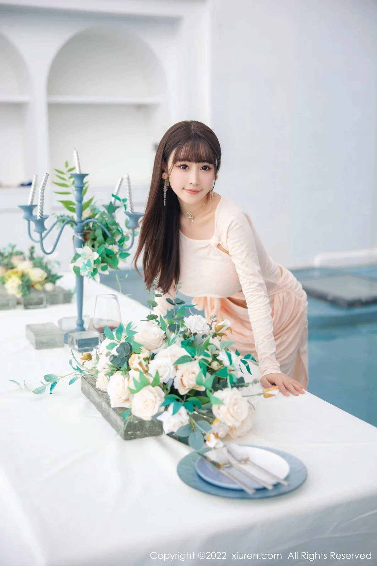 [[XiuRen秀人网]秀人网]No.5248_女神朱可儿Flora大理旅拍浅色镂空连衣裙配超薄肉丝撩人诱惑写真90P