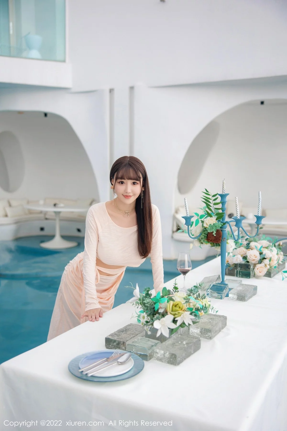 [[XiuRen秀人网]秀人网]No.5248_女神朱可儿Flora大理旅拍浅色镂空连衣裙配超薄肉丝撩人诱惑写真90P