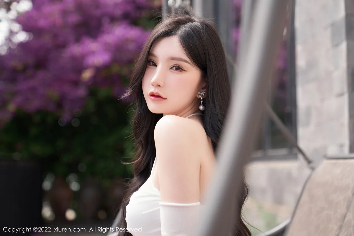 [[XiuRen秀人网]秀人网]No.5271_女神周于希Sally心愿旅拍户外白色轻透服饰秀完美身材诱惑写真89P