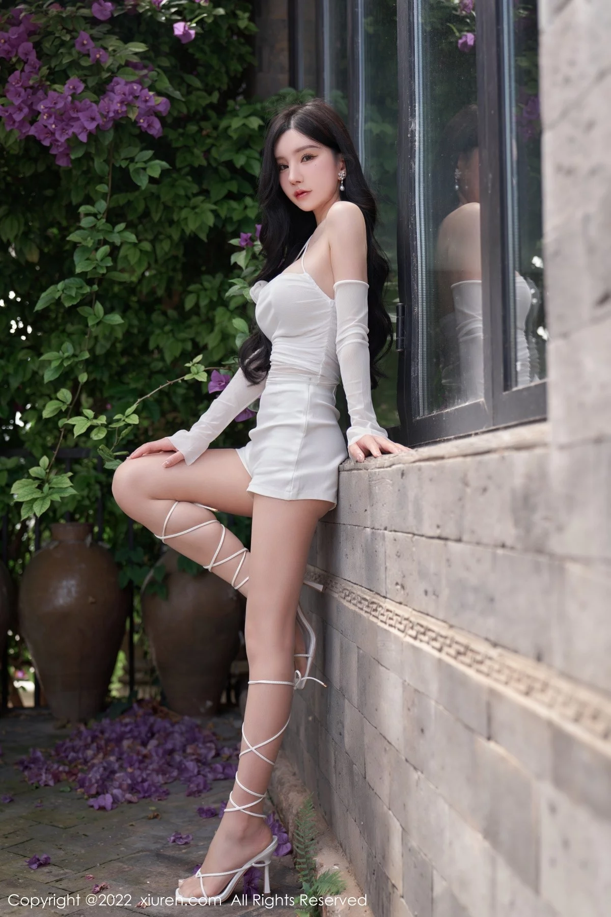 [[XiuRen秀人网]秀人网]No.5271_女神周于希Sally心愿旅拍户外白色轻透服饰秀完美身材诱惑写真89P