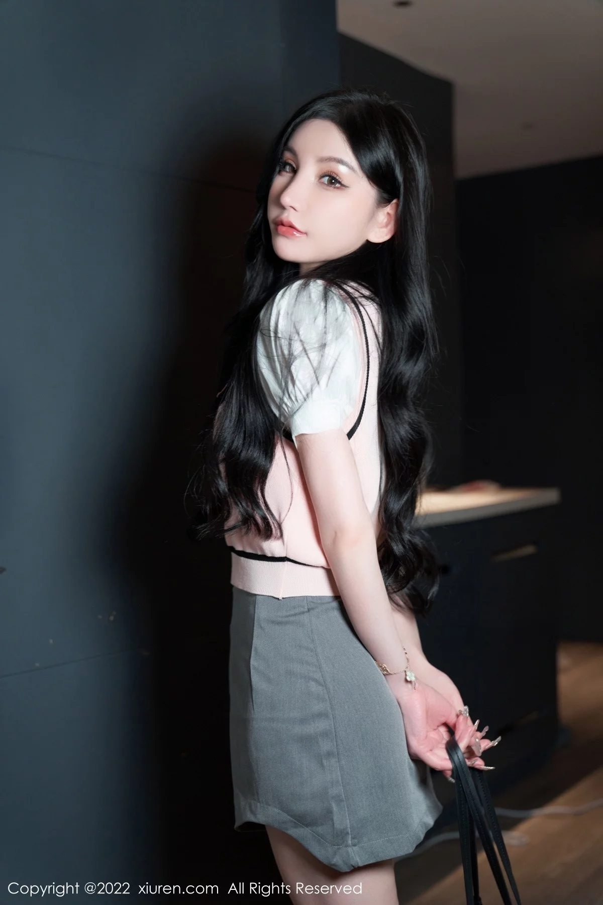 [[XiuRen秀人网]秀人网]No.5285_女神周于希Sally心愿旅拍私房情趣捆绑露淡粉蕾丝内衣诱惑写真86P