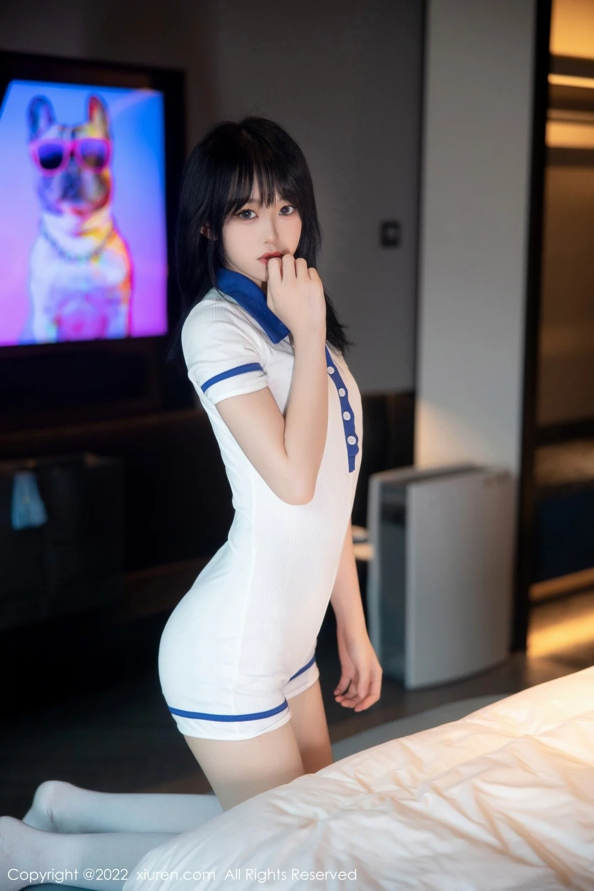 [[XiuRen秀人网]秀人网]No.5291_模特奶瓶性感白色水手服饰配白色长袜秀苗条身材迷人美腿写真88P