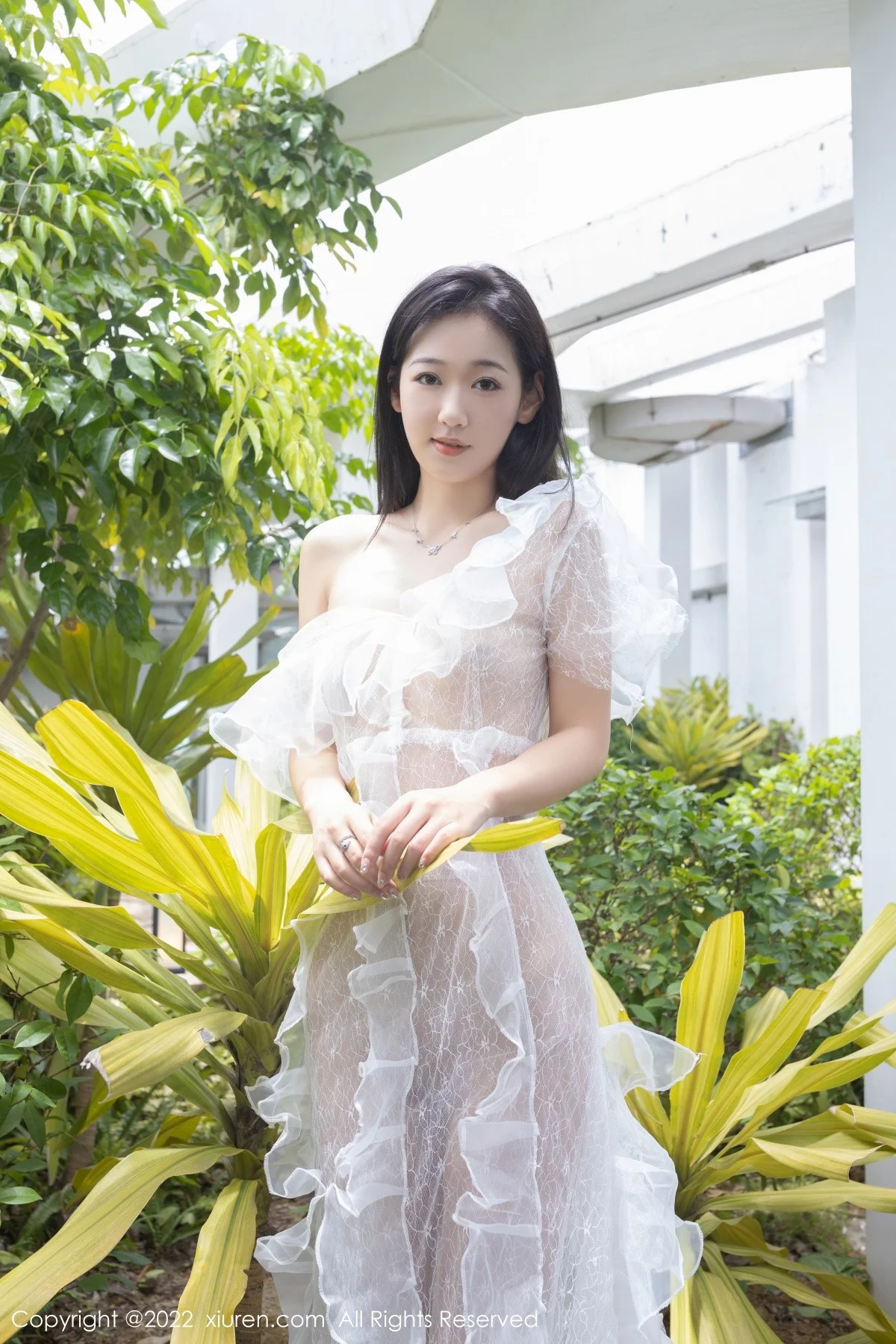 [[XiuRen秀人网]秀人网]No.5380_模特唐安琪性感真空白色轻透婚纱裙透视秀火辣身材诱惑写真73P